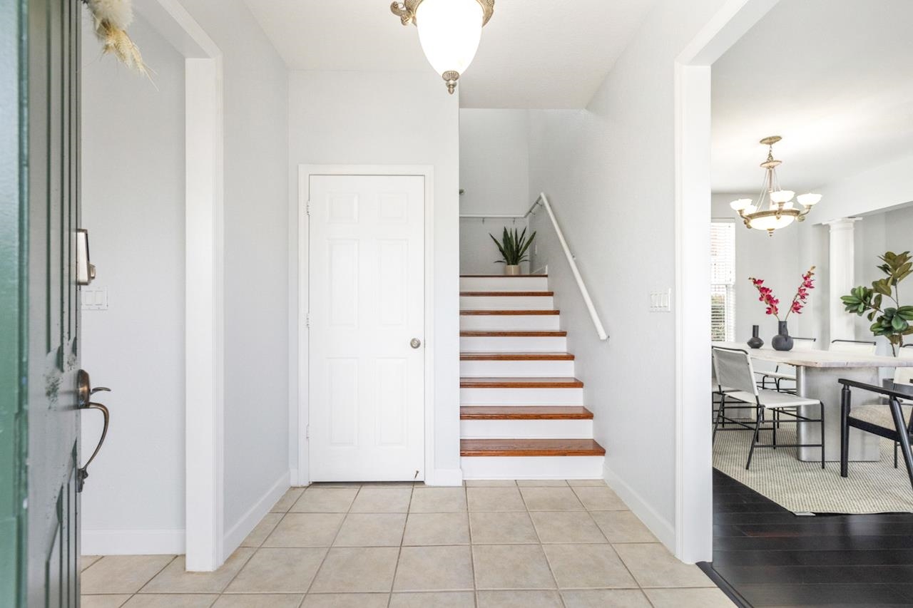 2123 Fernleigh Drive