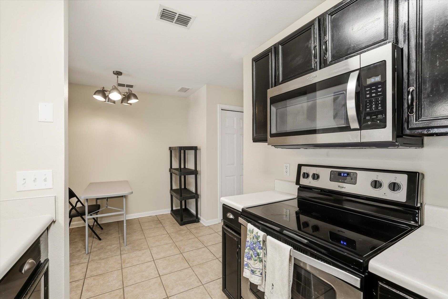 2738 Tharpe #2106 Street Unit: 2106