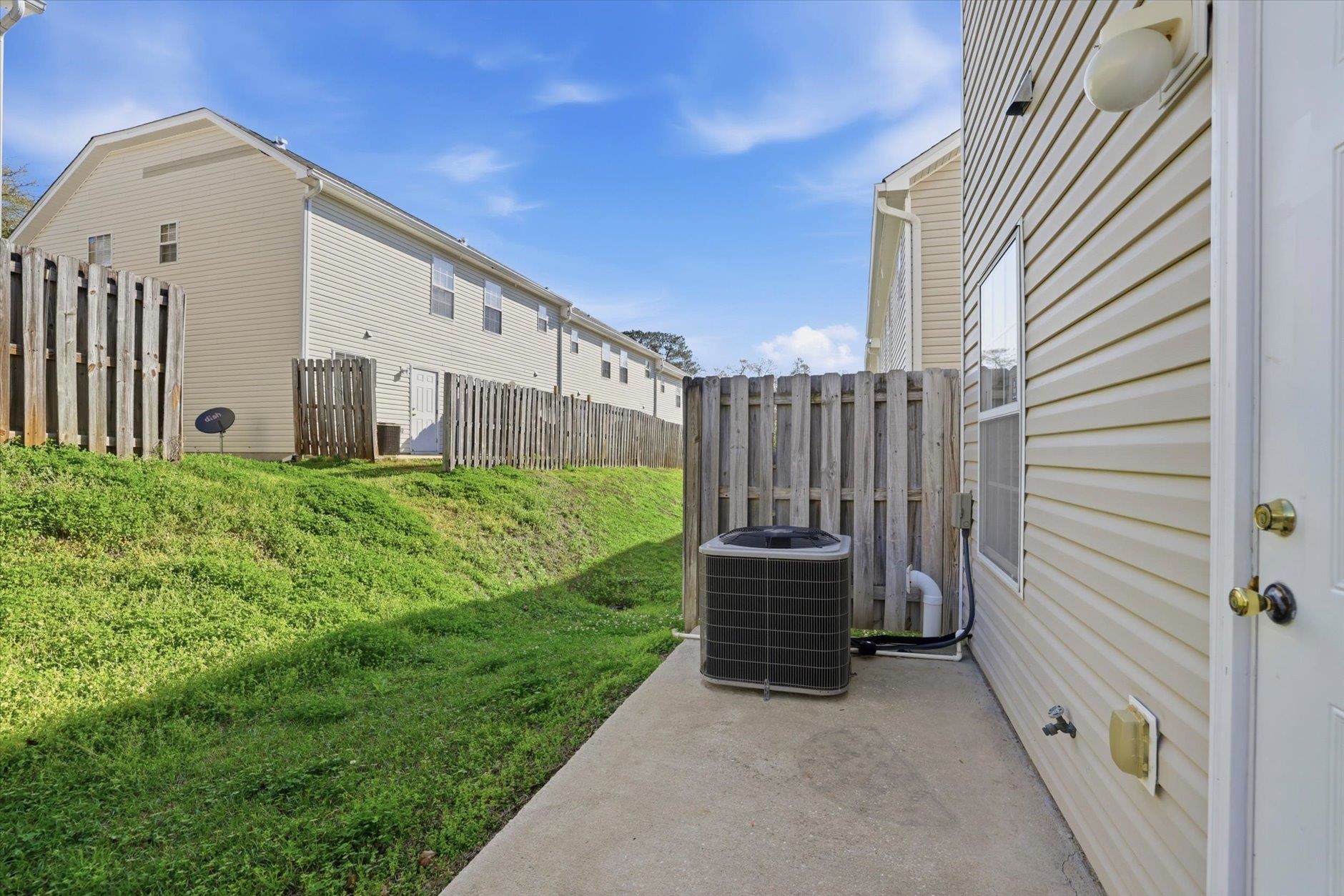 2738 Tharpe #2106 Street Unit: 2106