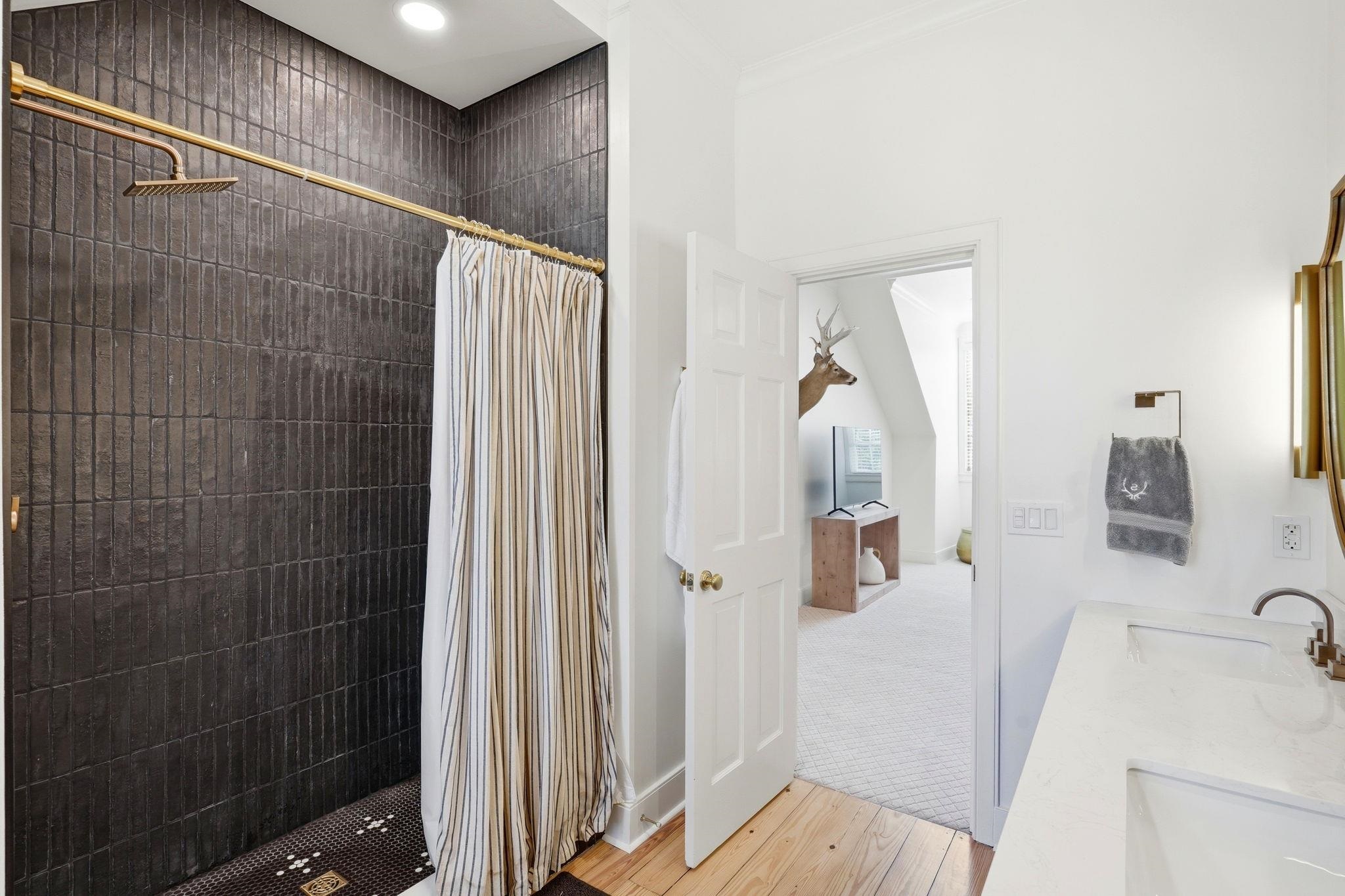 1235 LIVE OAK PLANTATION Road