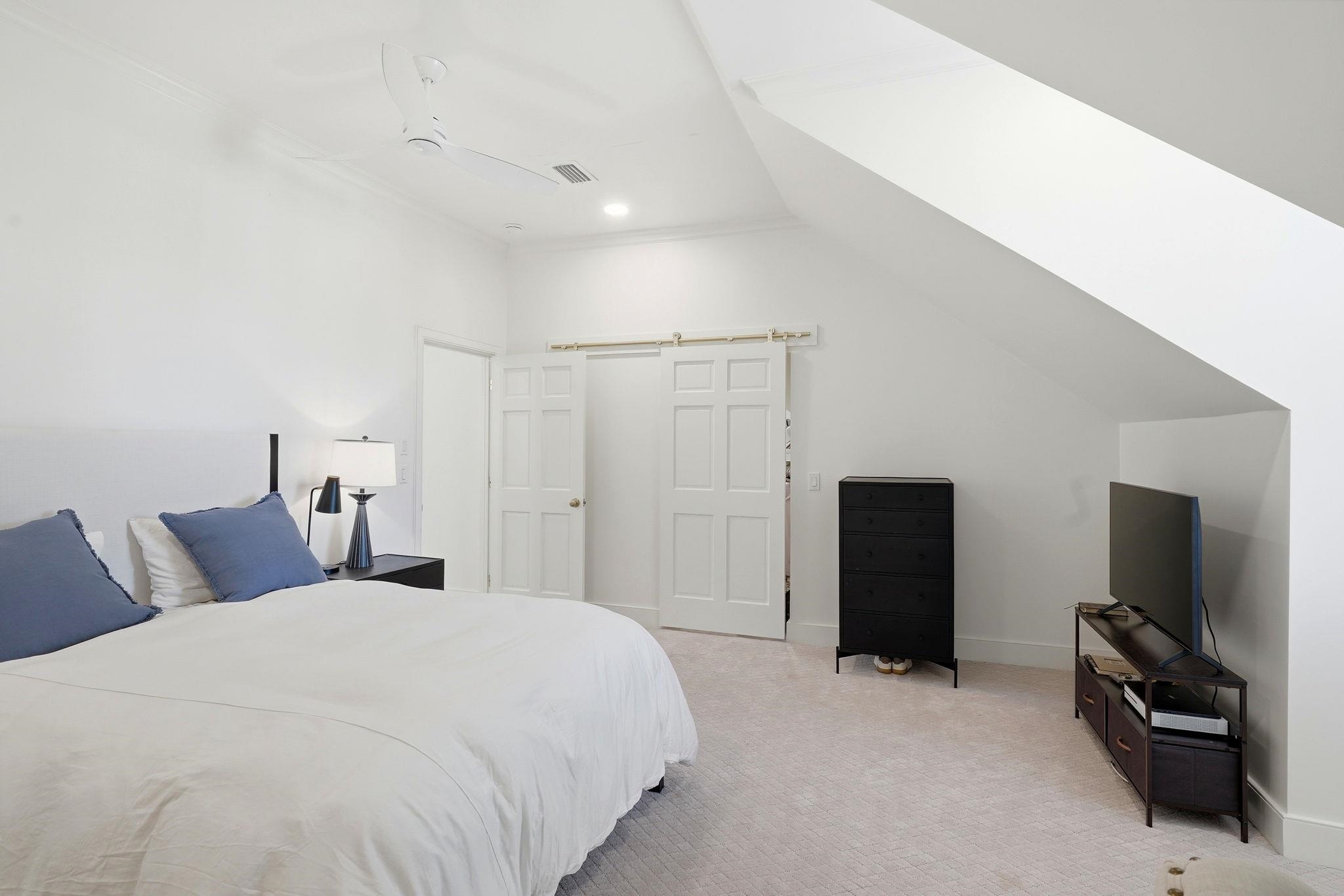 1235 LIVE OAK PLANTATION Road