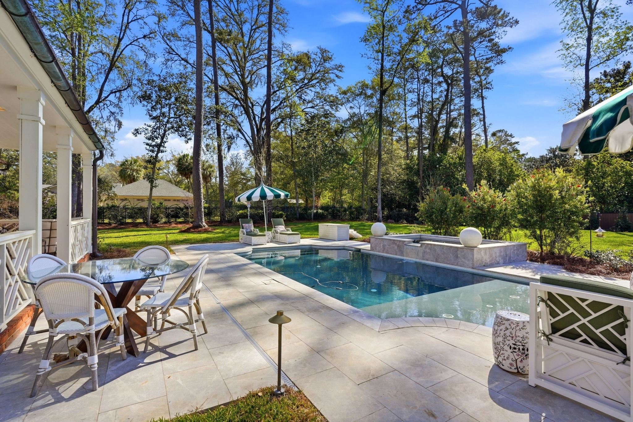 1235 LIVE OAK PLANTATION Road