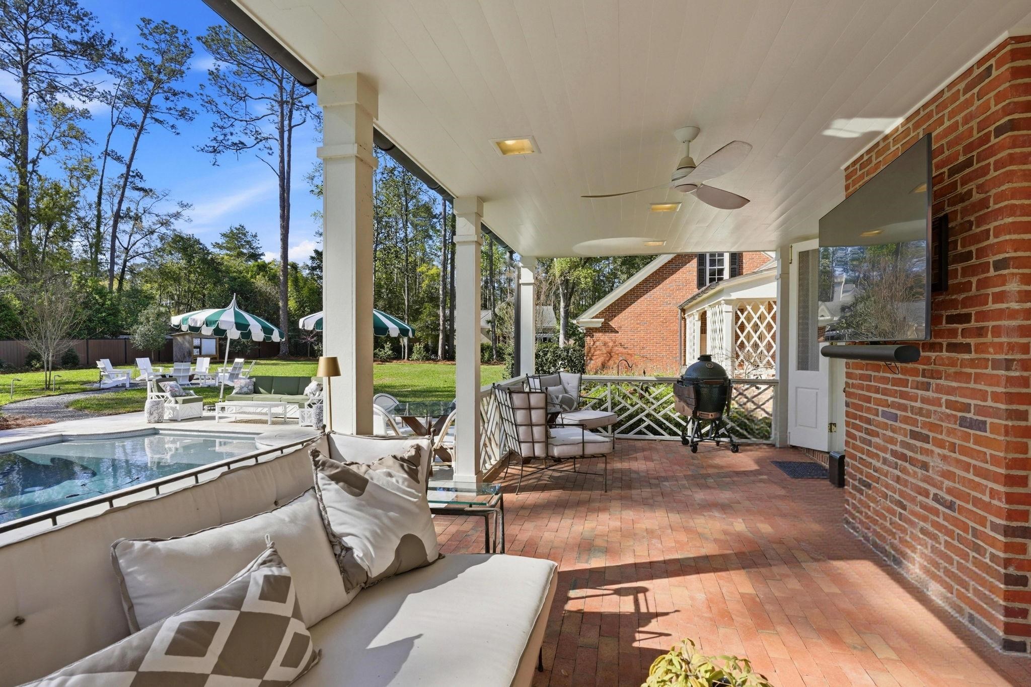 1235 LIVE OAK PLANTATION Road