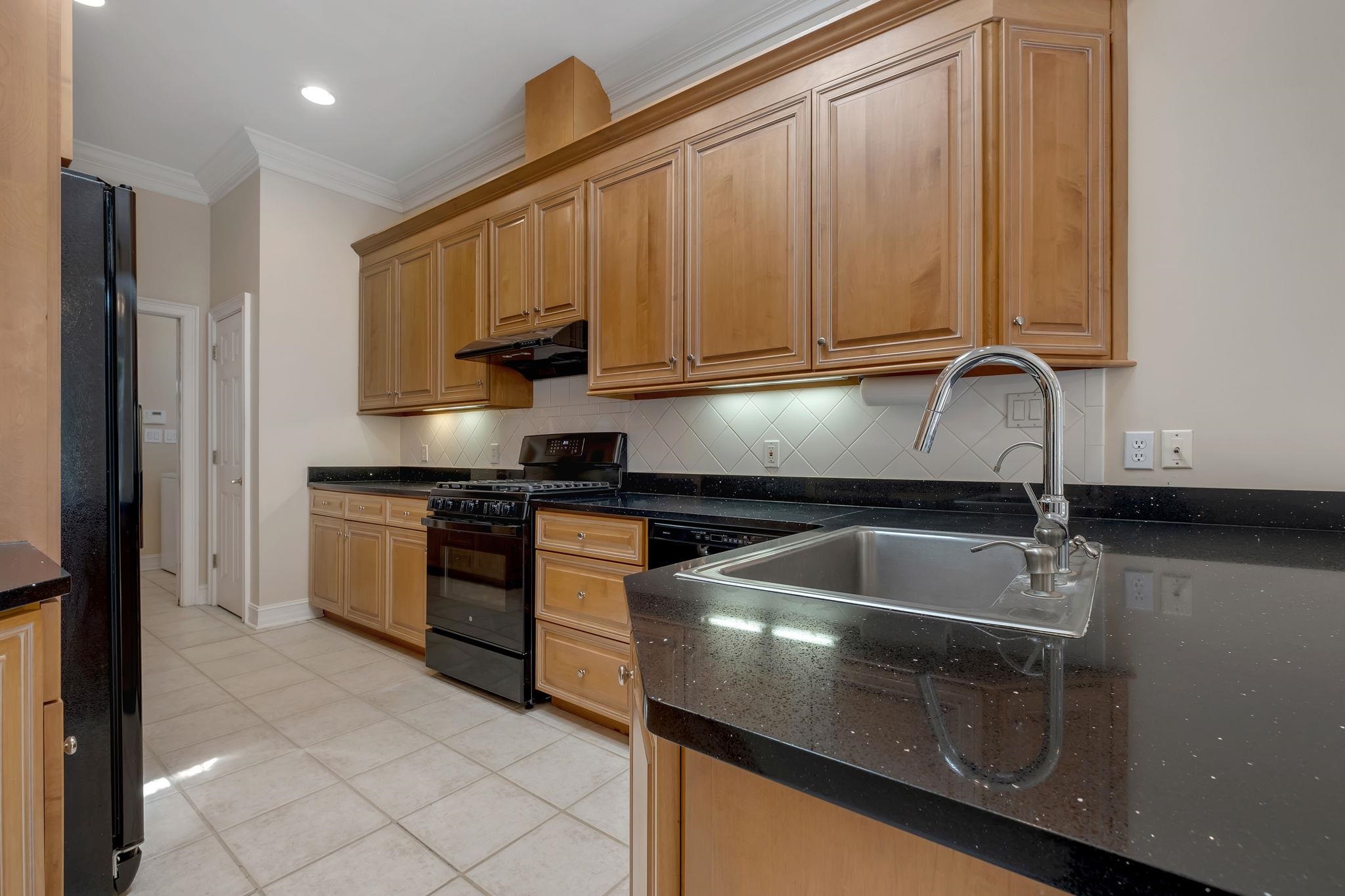 4301 RIVER CHASE
