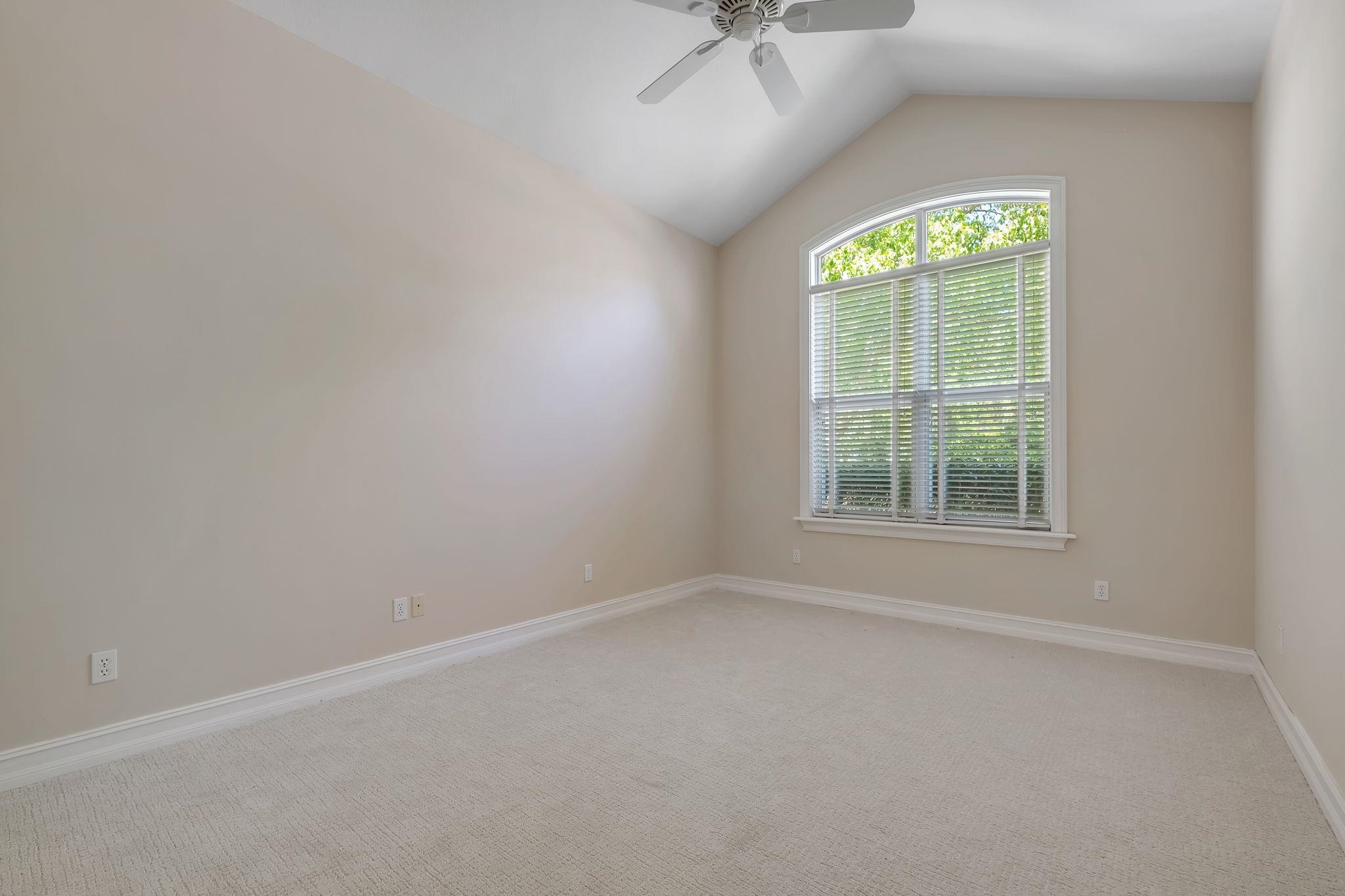 4301 RIVER CHASE