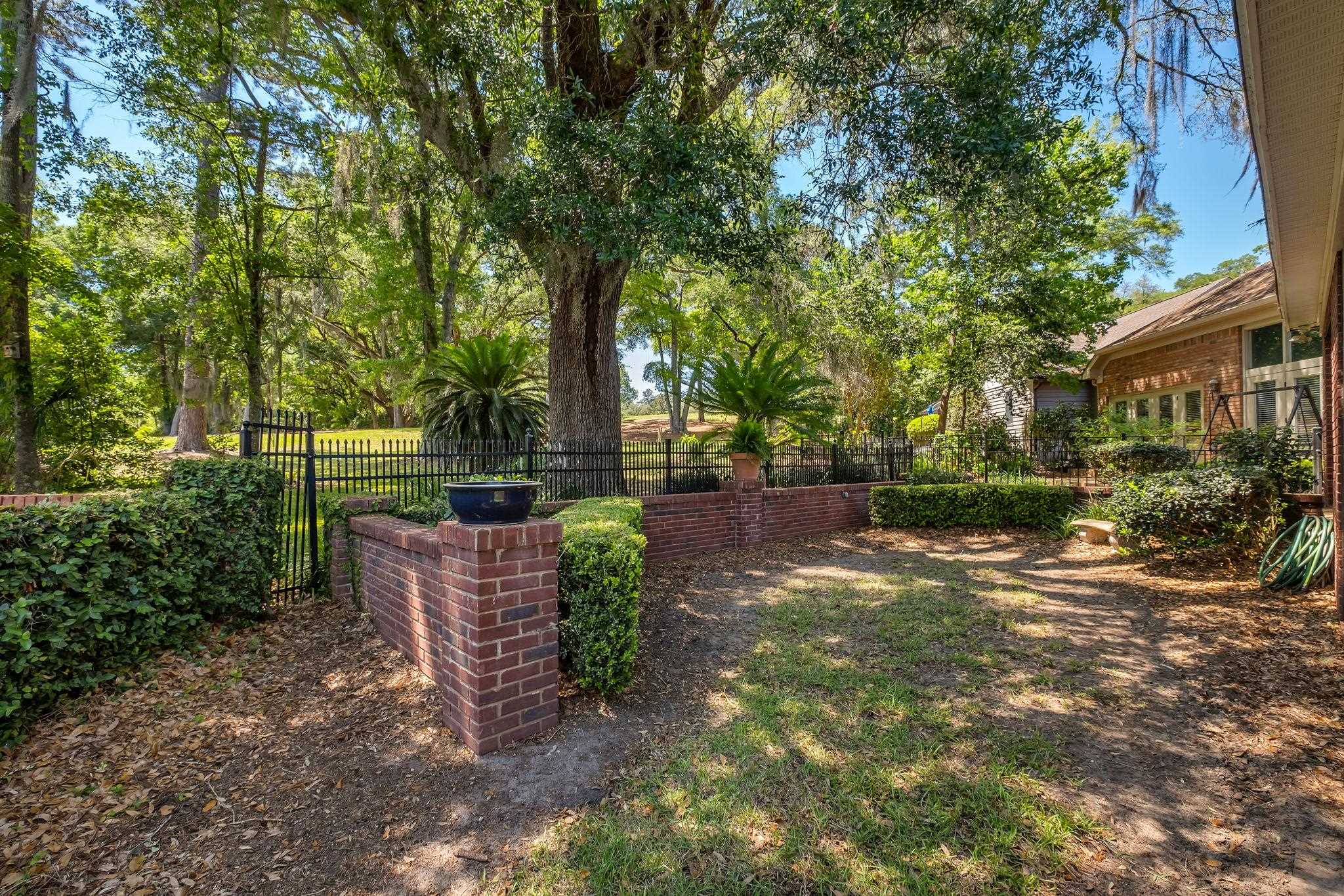 4301 RIVER CHASE
