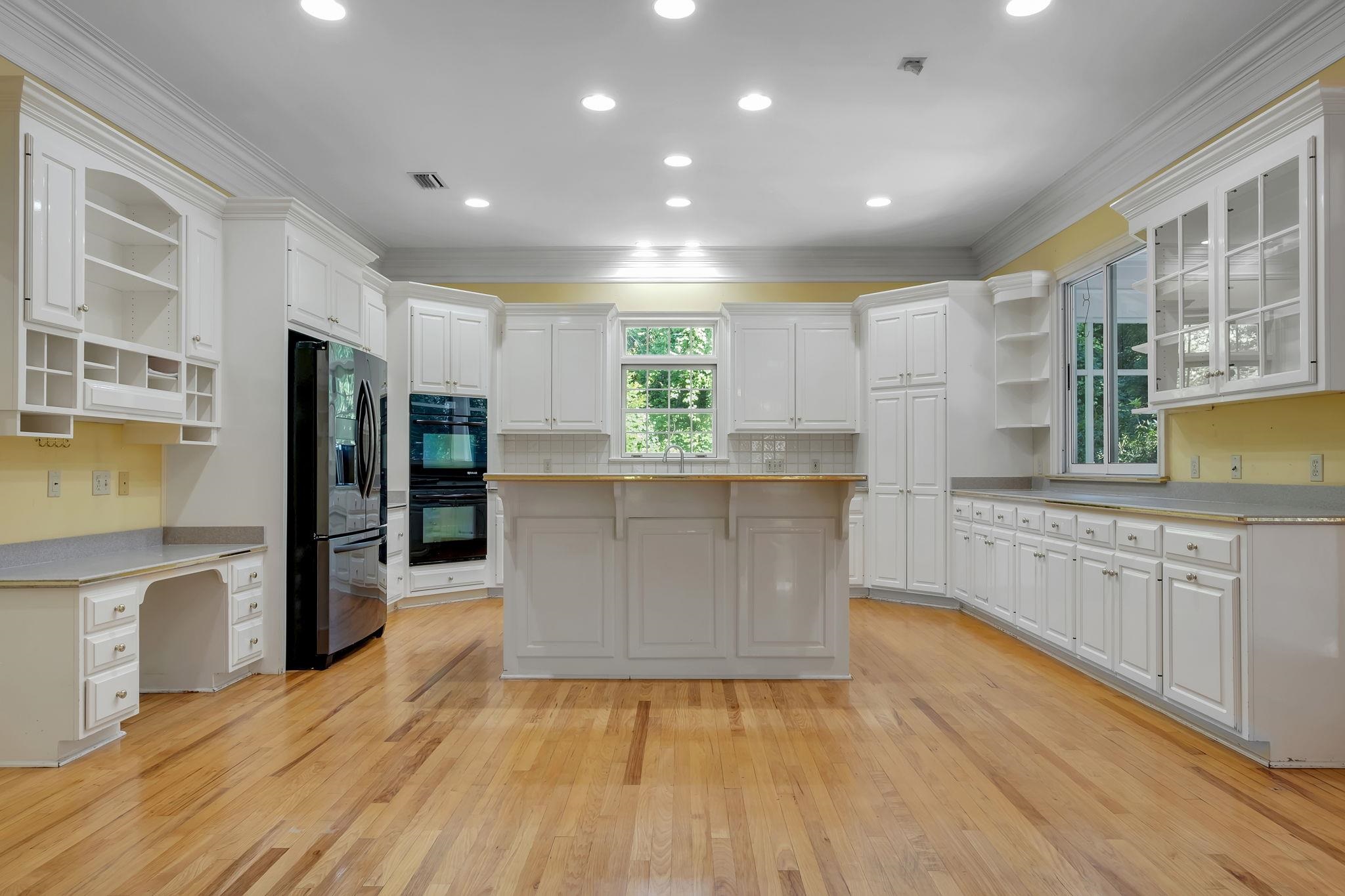 1721 TARPON Drive