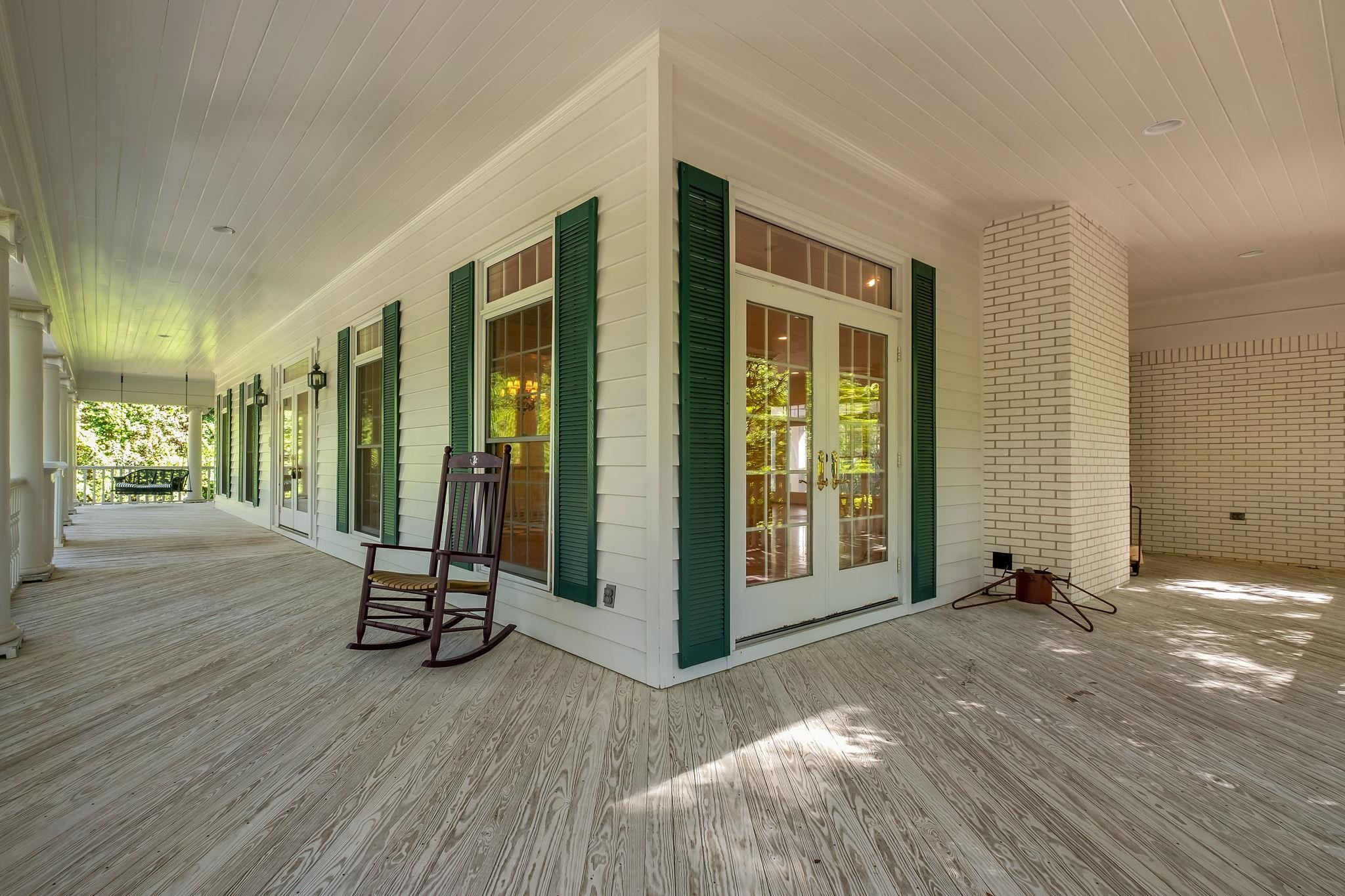 1721 TARPON Drive