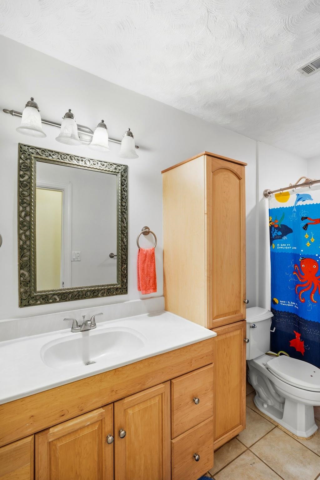 2325 KILLARNEY Way