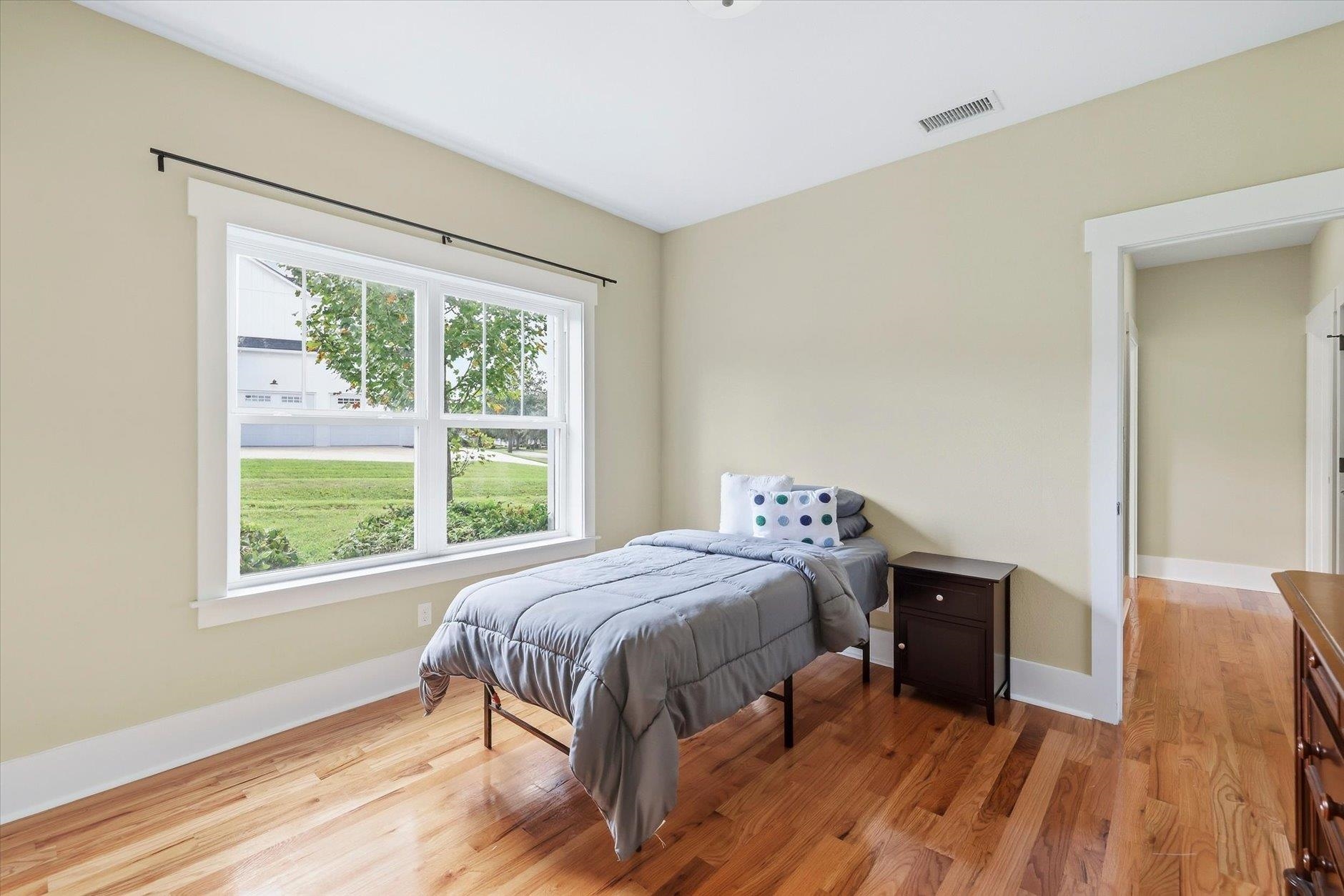 4102 FAULKNER Lane
