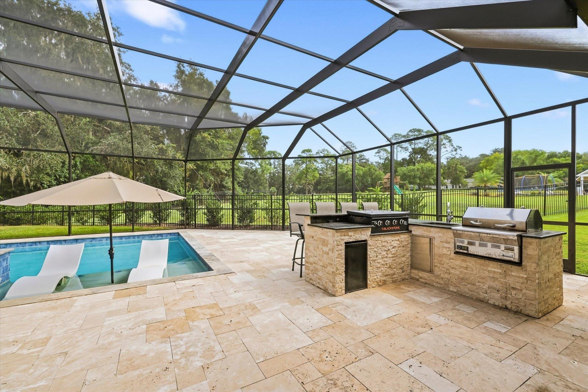 4102 FAULKNER Lane
