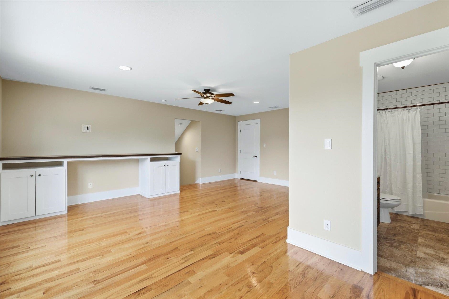 4102 FAULKNER Lane