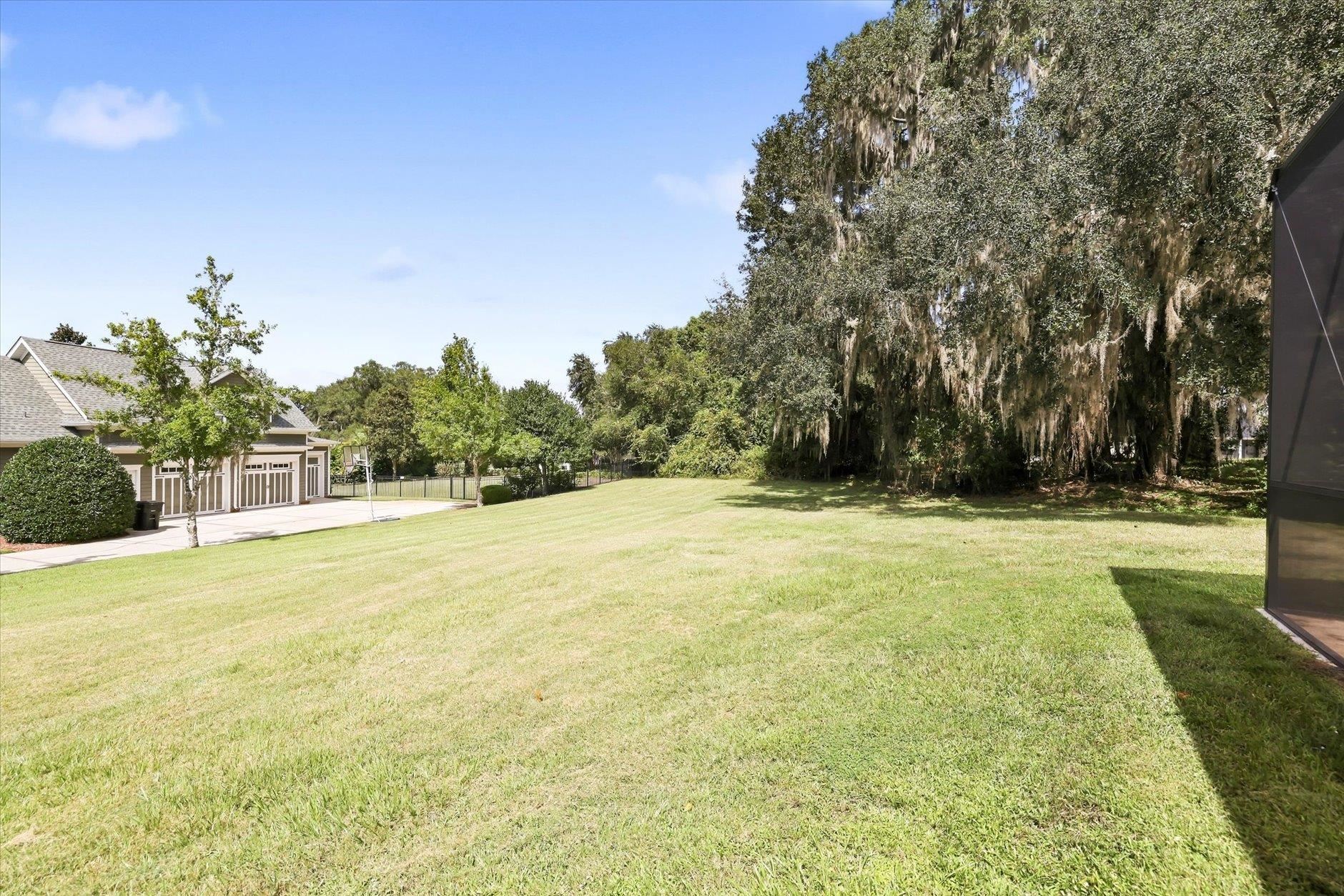 4102 FAULKNER Lane