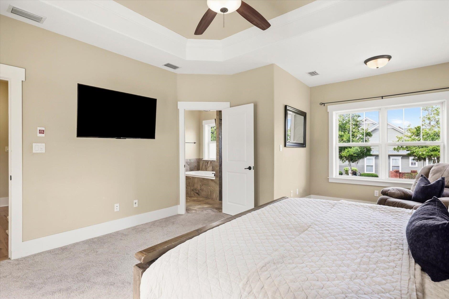 4102 FAULKNER Lane