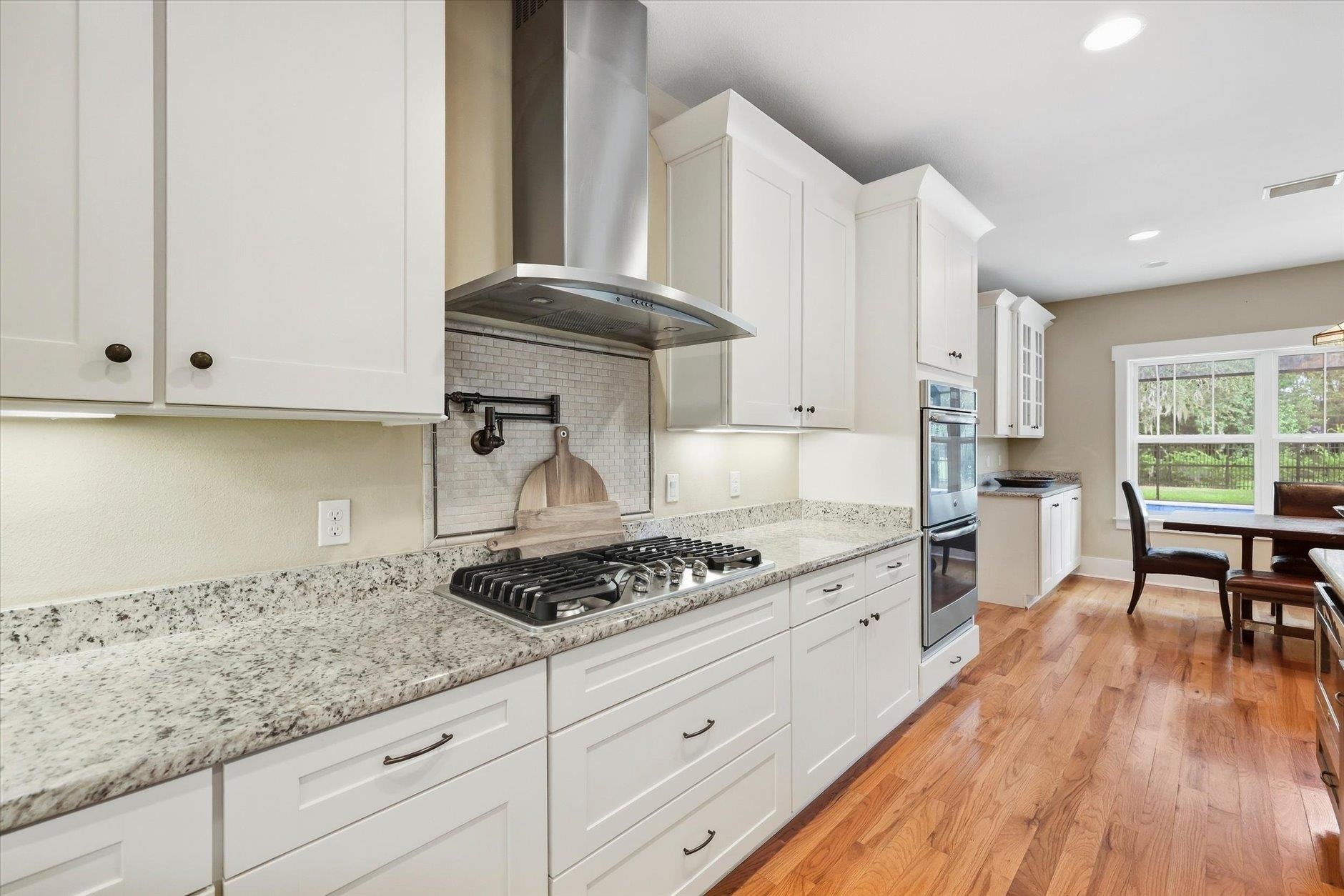 4102 FAULKNER Lane