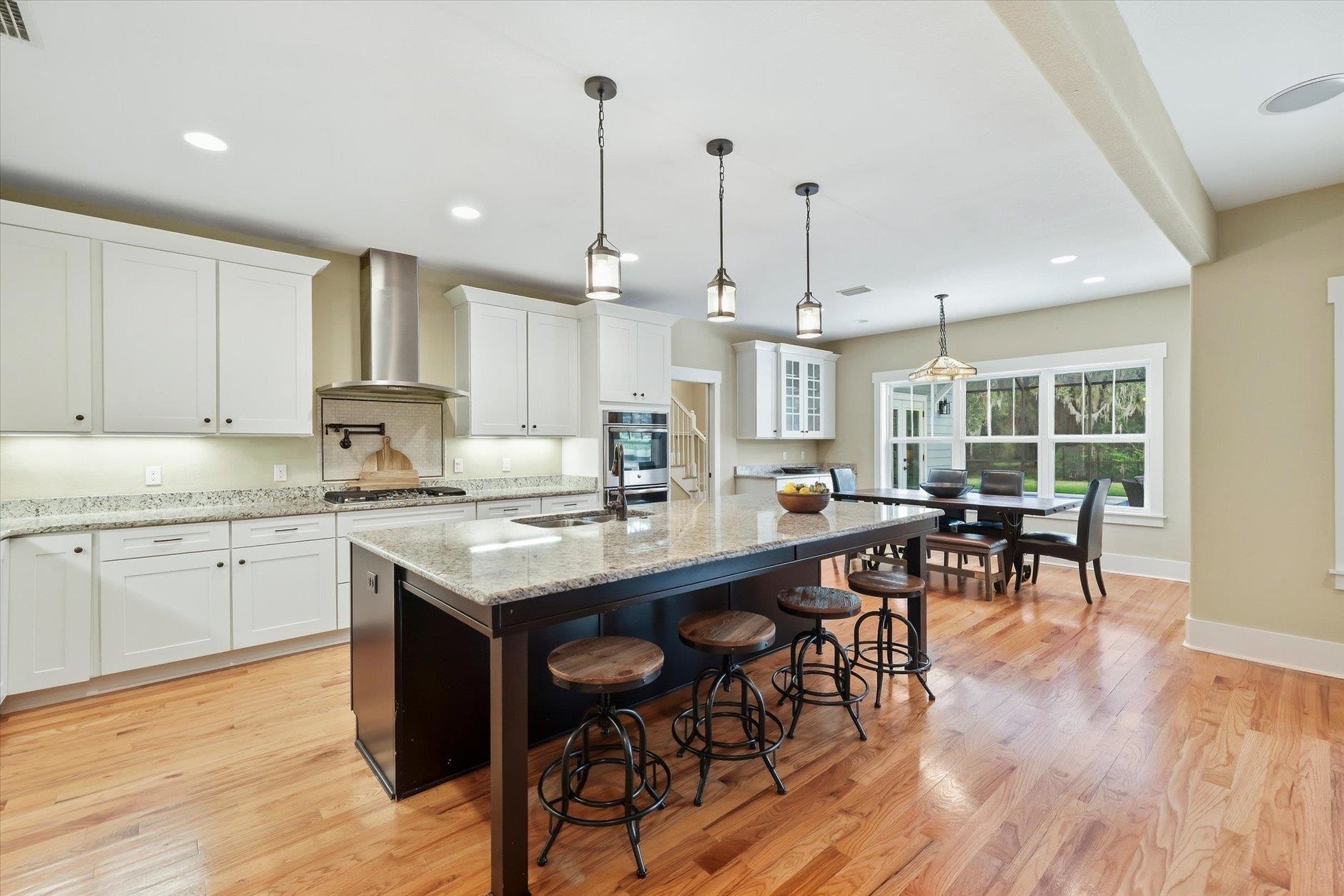 4102 FAULKNER Lane