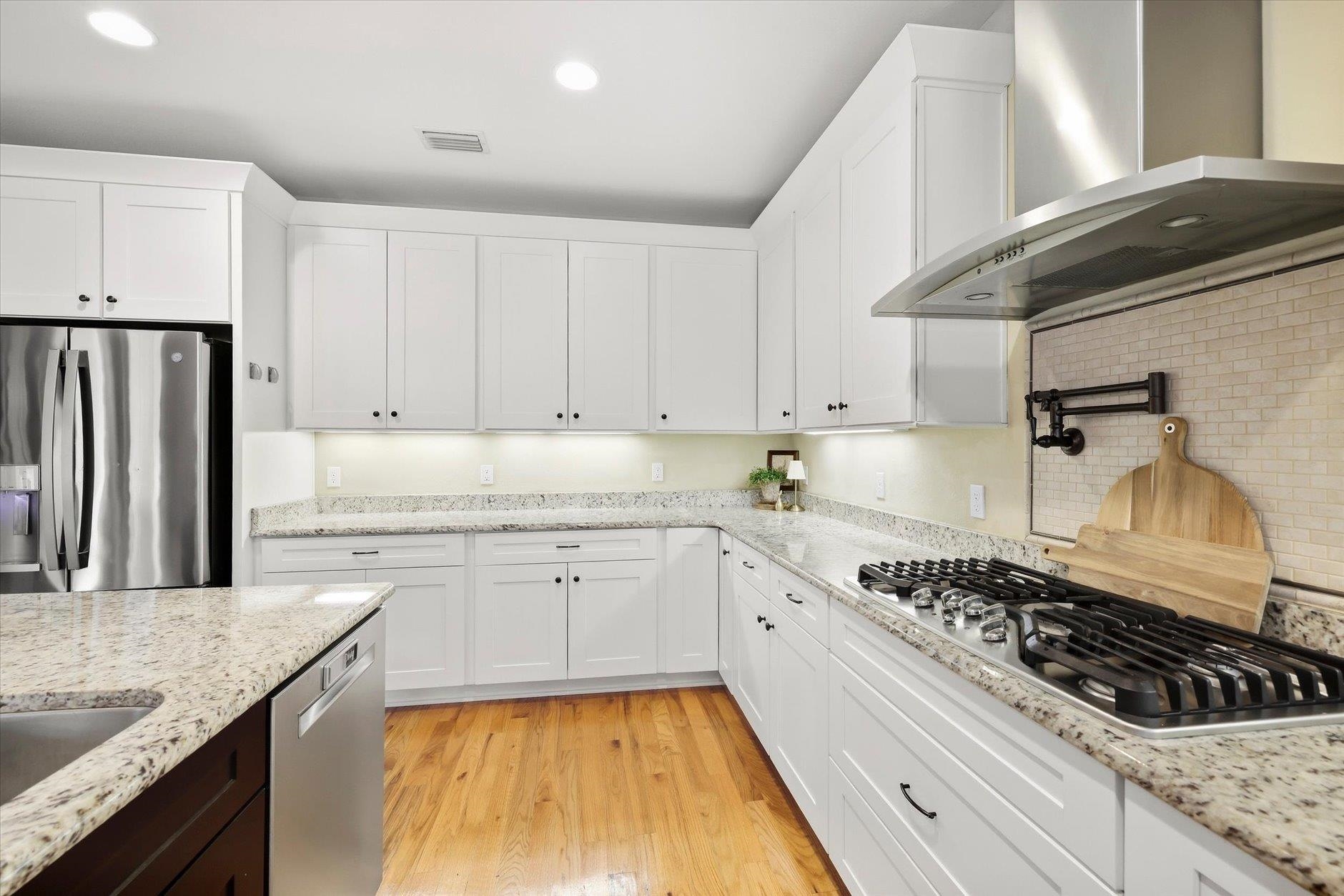 4102 FAULKNER Lane