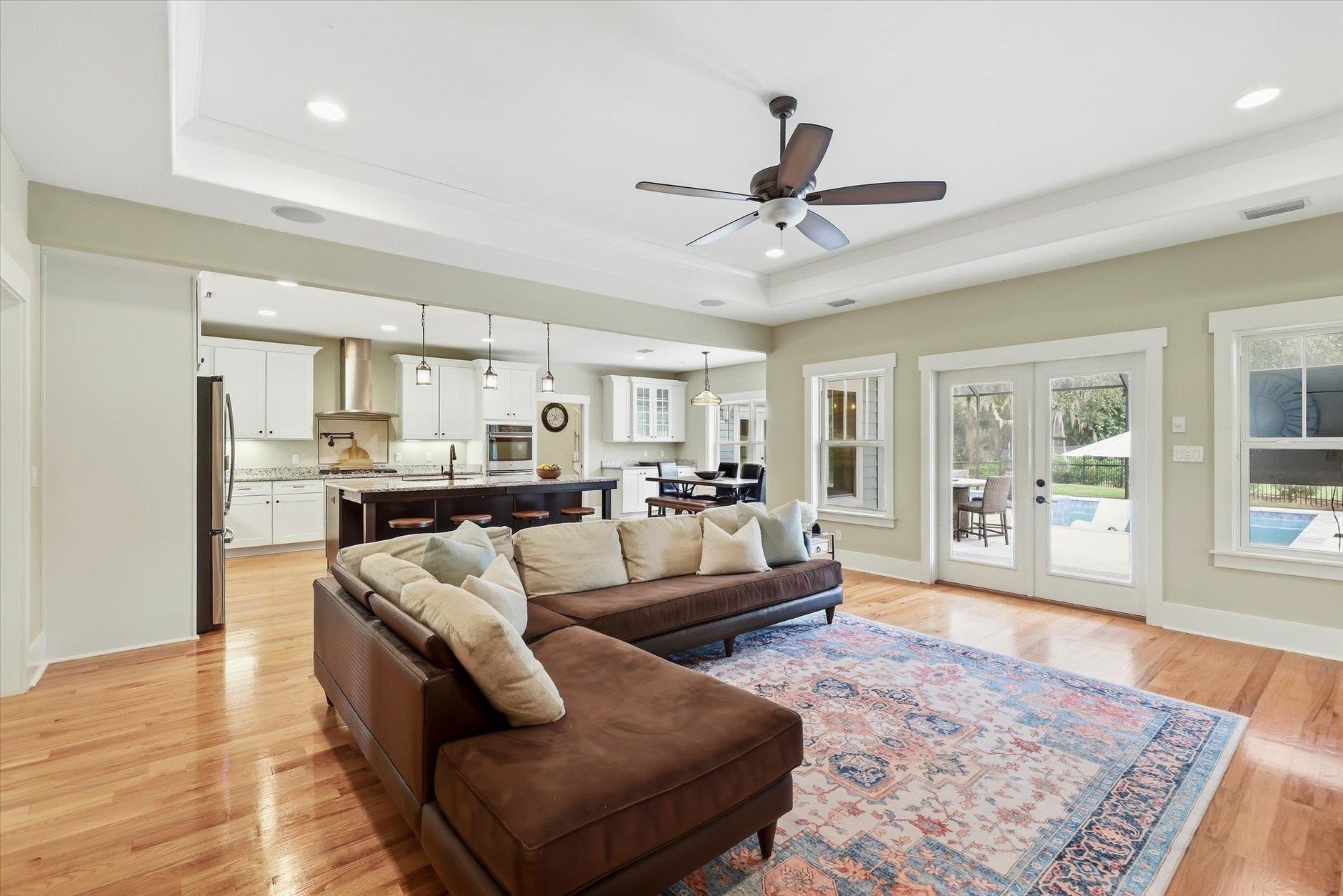 4102 FAULKNER Lane