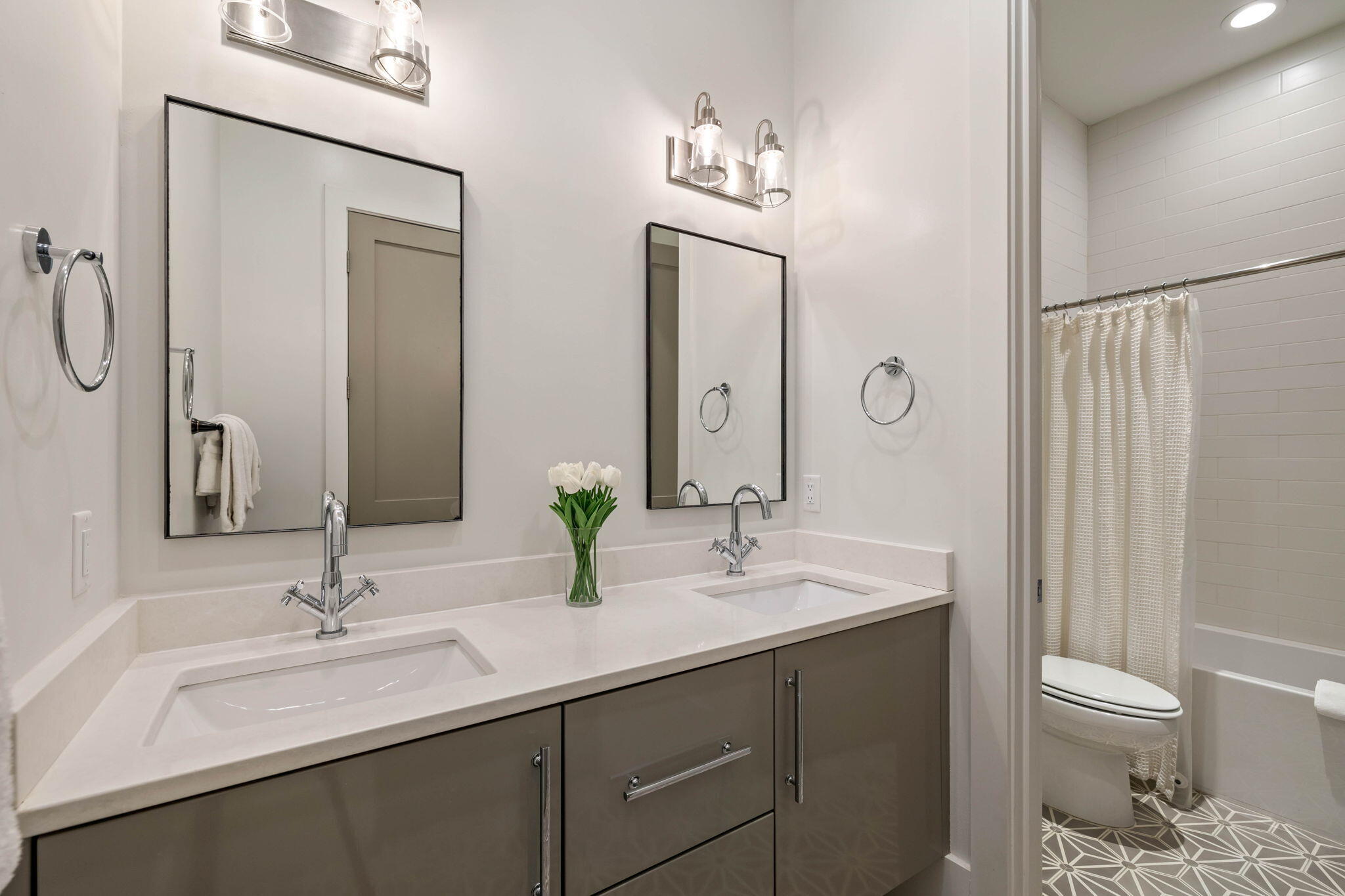 3537 E County Highway 30A