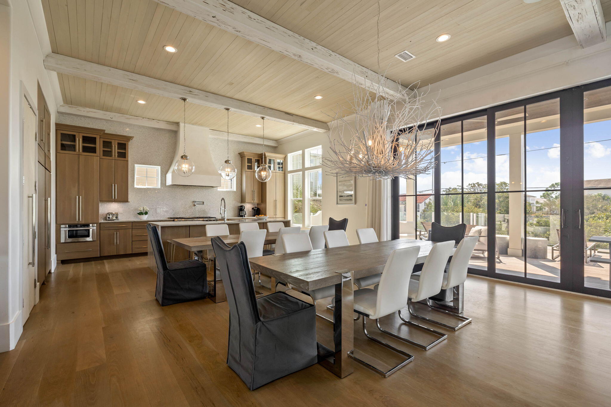 3537 E County Highway 30A