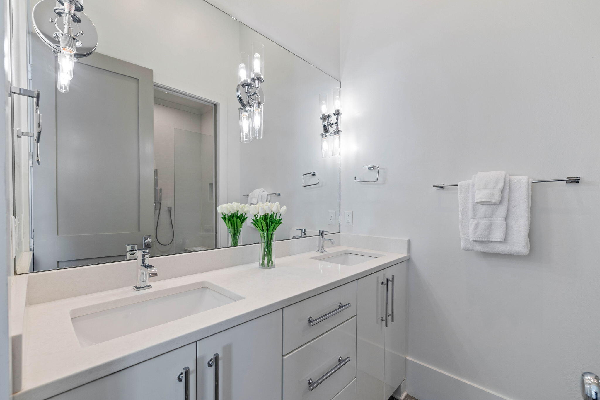 3537 E County Highway 30A