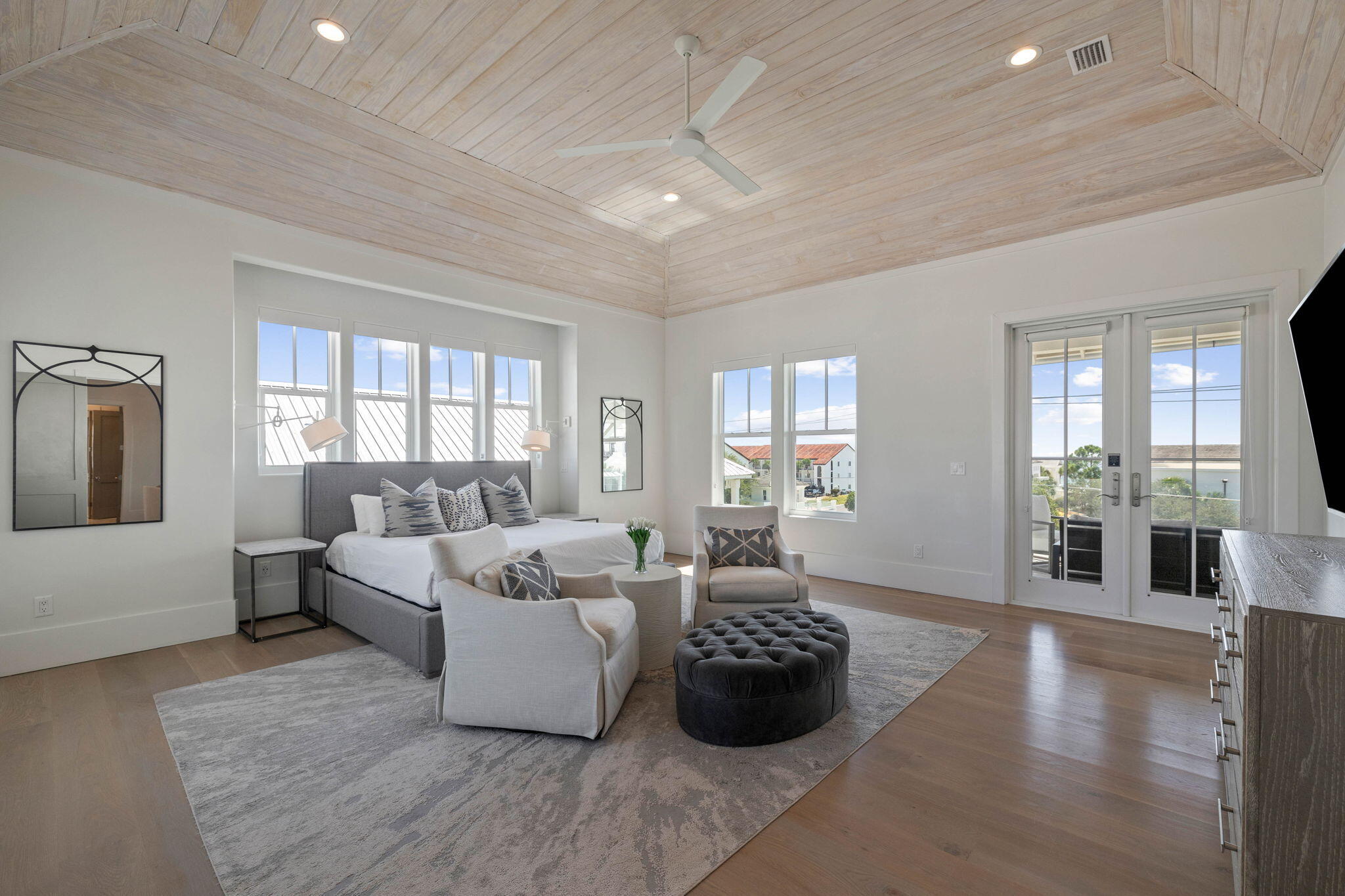 3537 E County Highway 30A