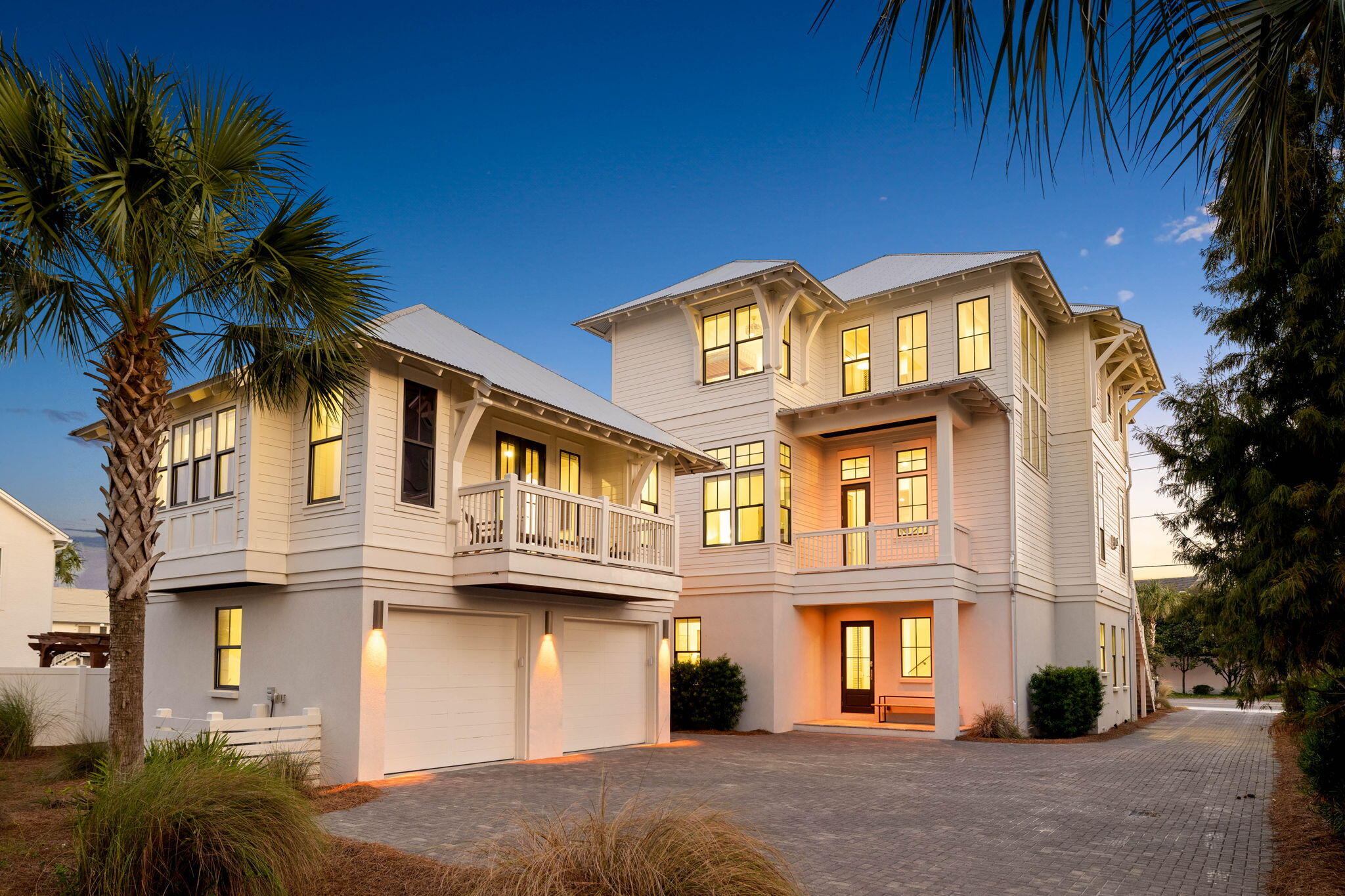 3537 E County Highway 30A