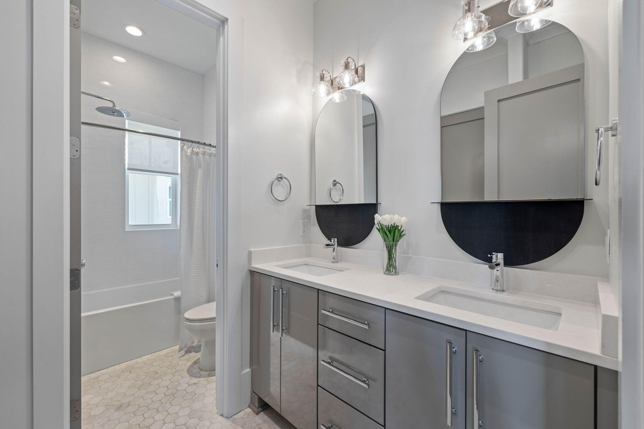 3537 E County Highway 30A