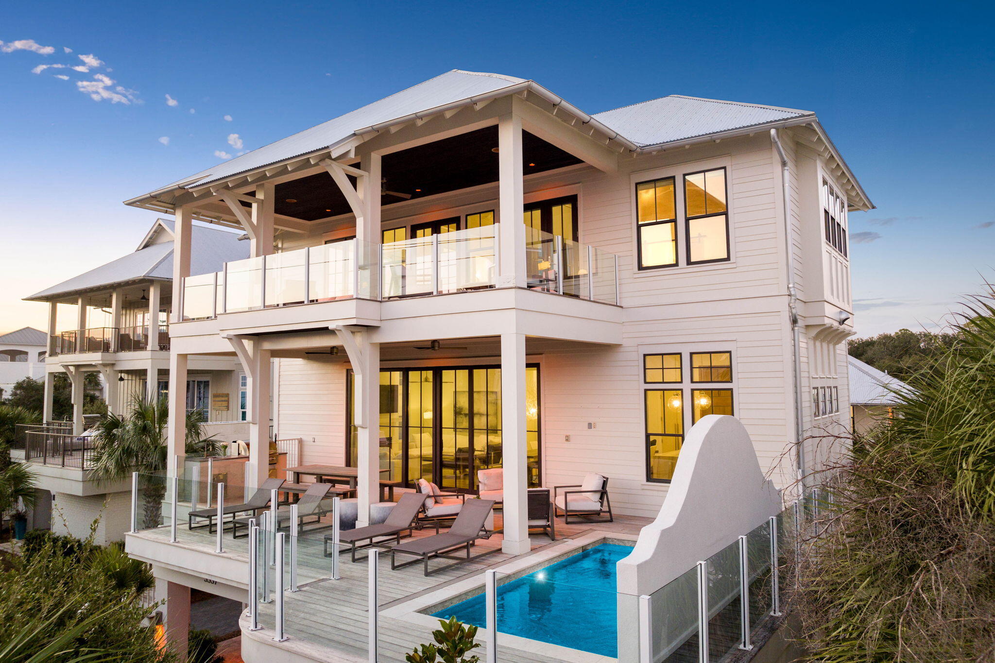 3537 E County Highway 30A