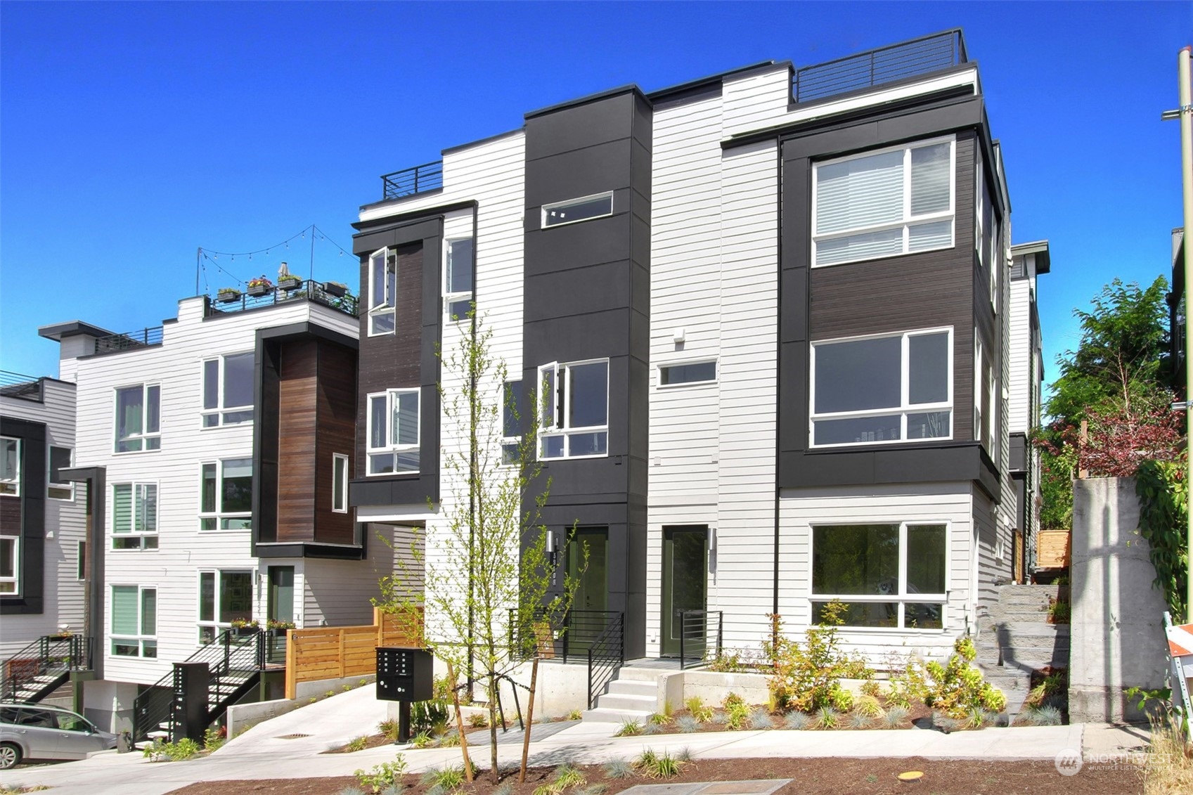 3938 C S Pearl Street