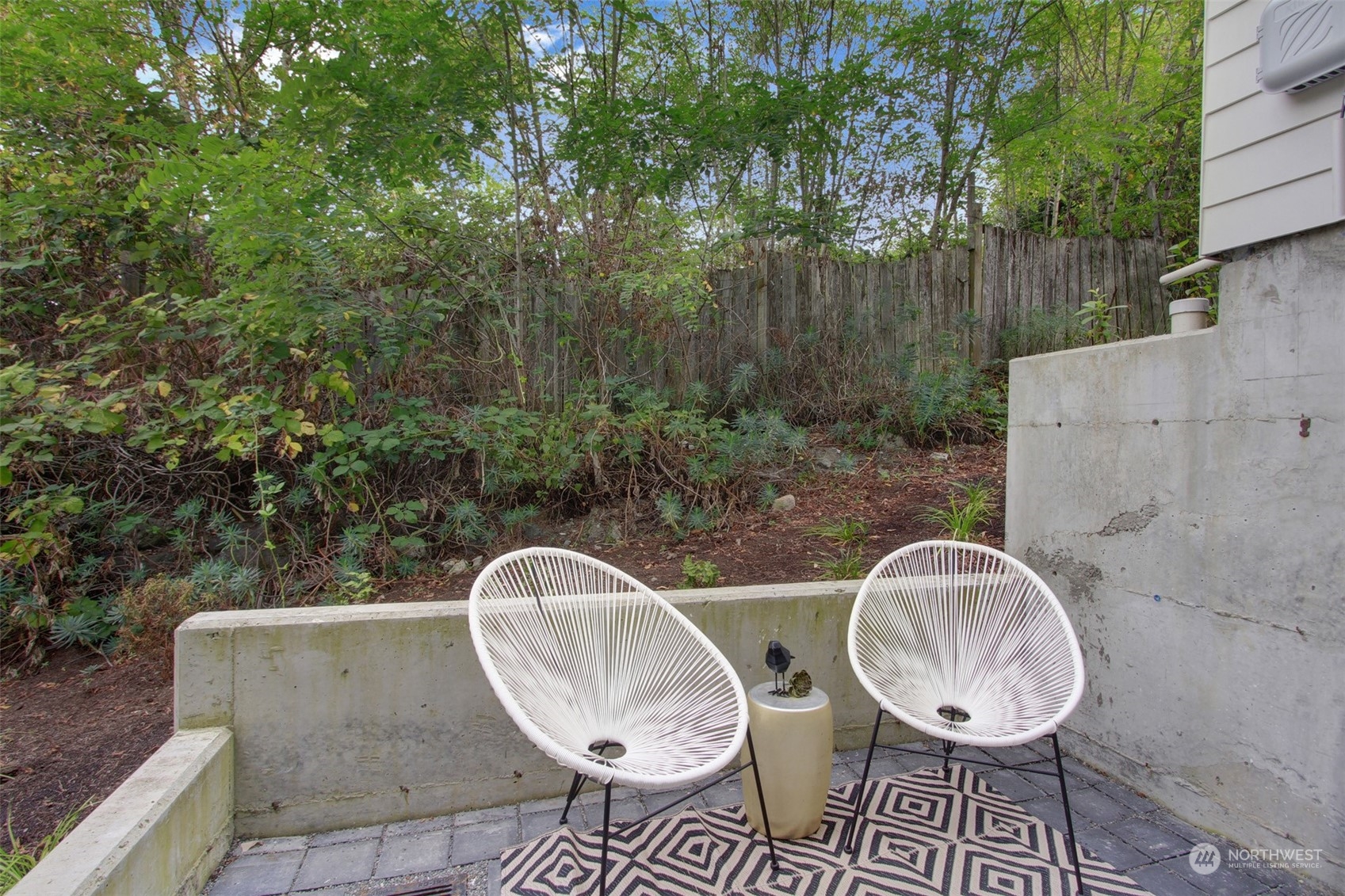 3938 C S Pearl Street