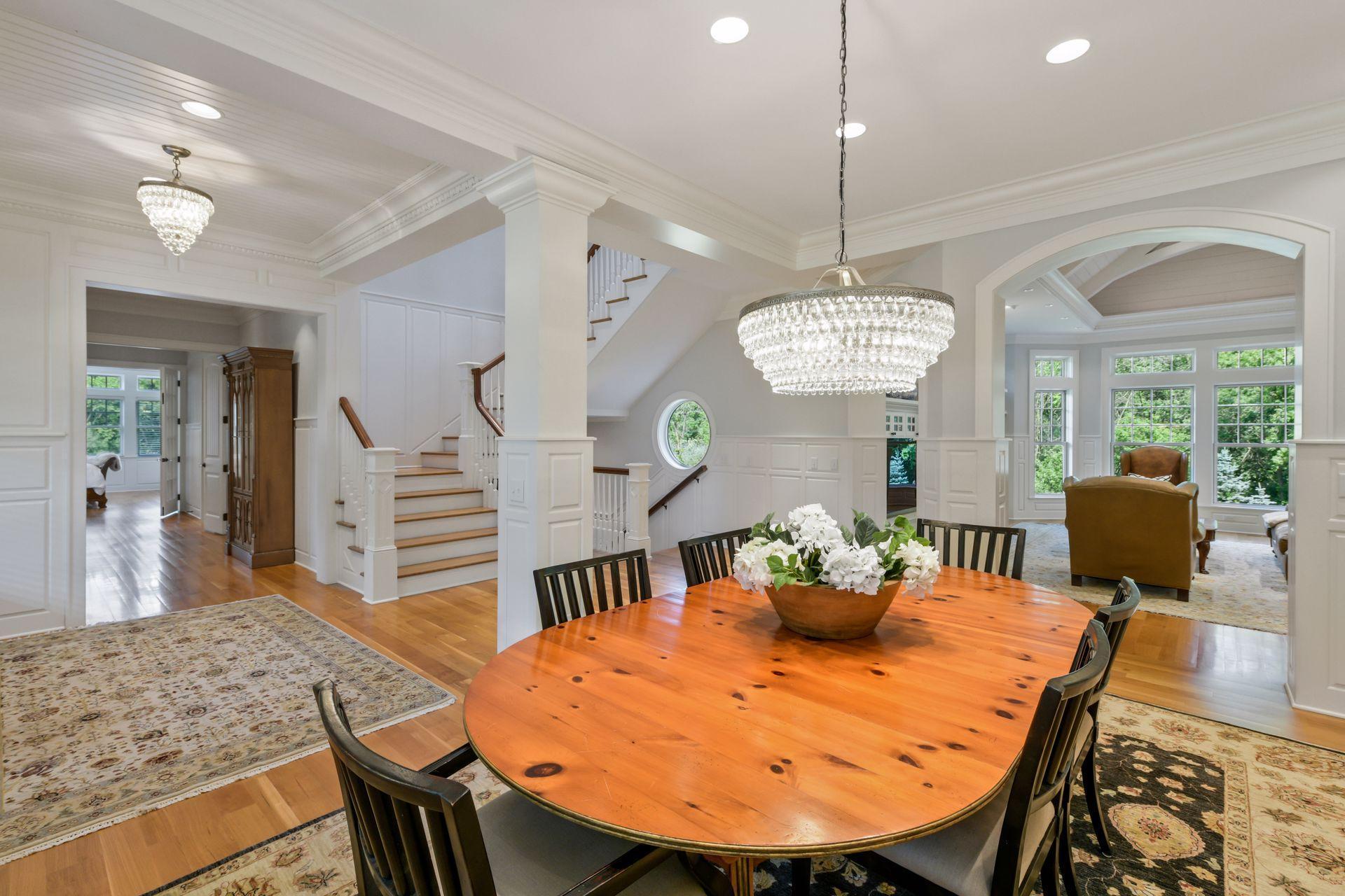 460 E Long Lake Road
