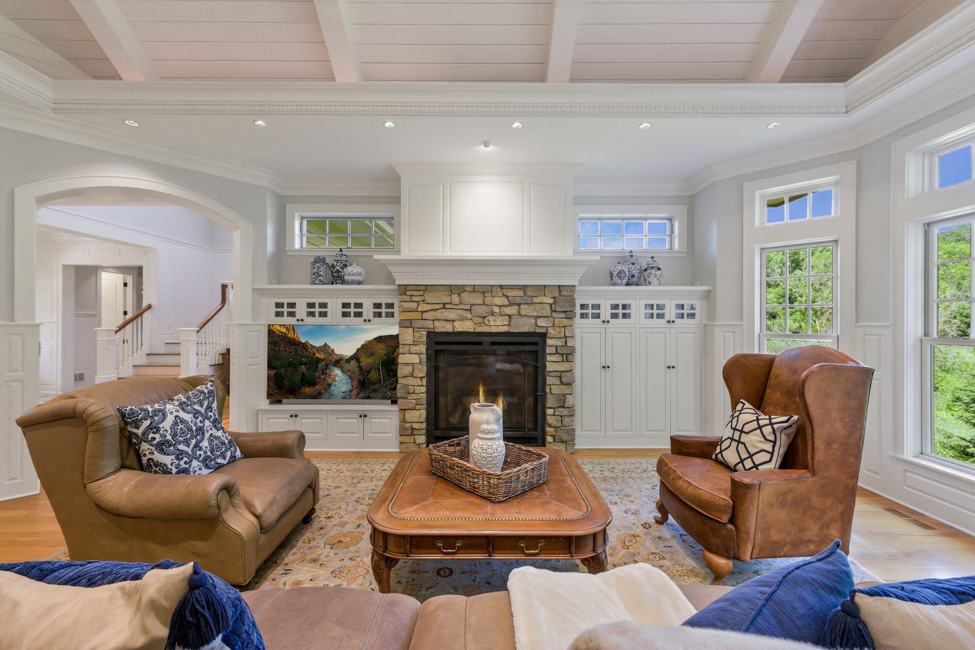 460 E Long Lake Road