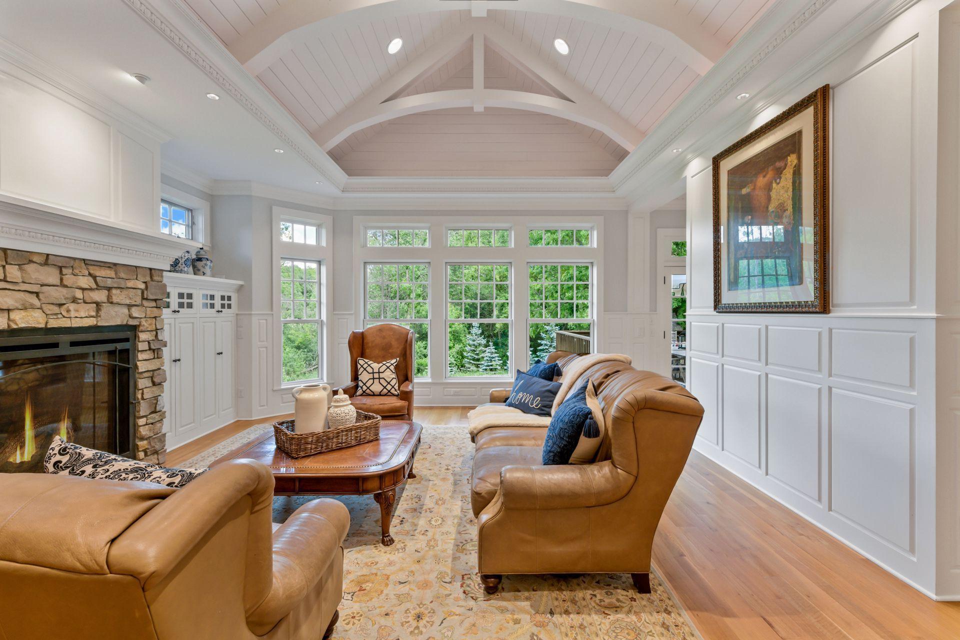 460 E Long Lake Road