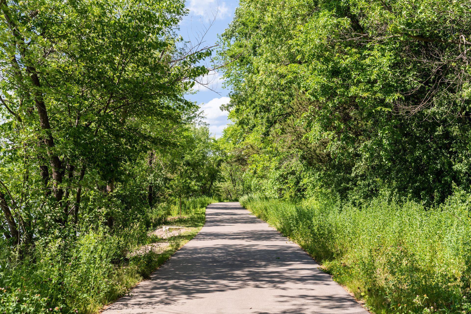 460 E Long Lake Road