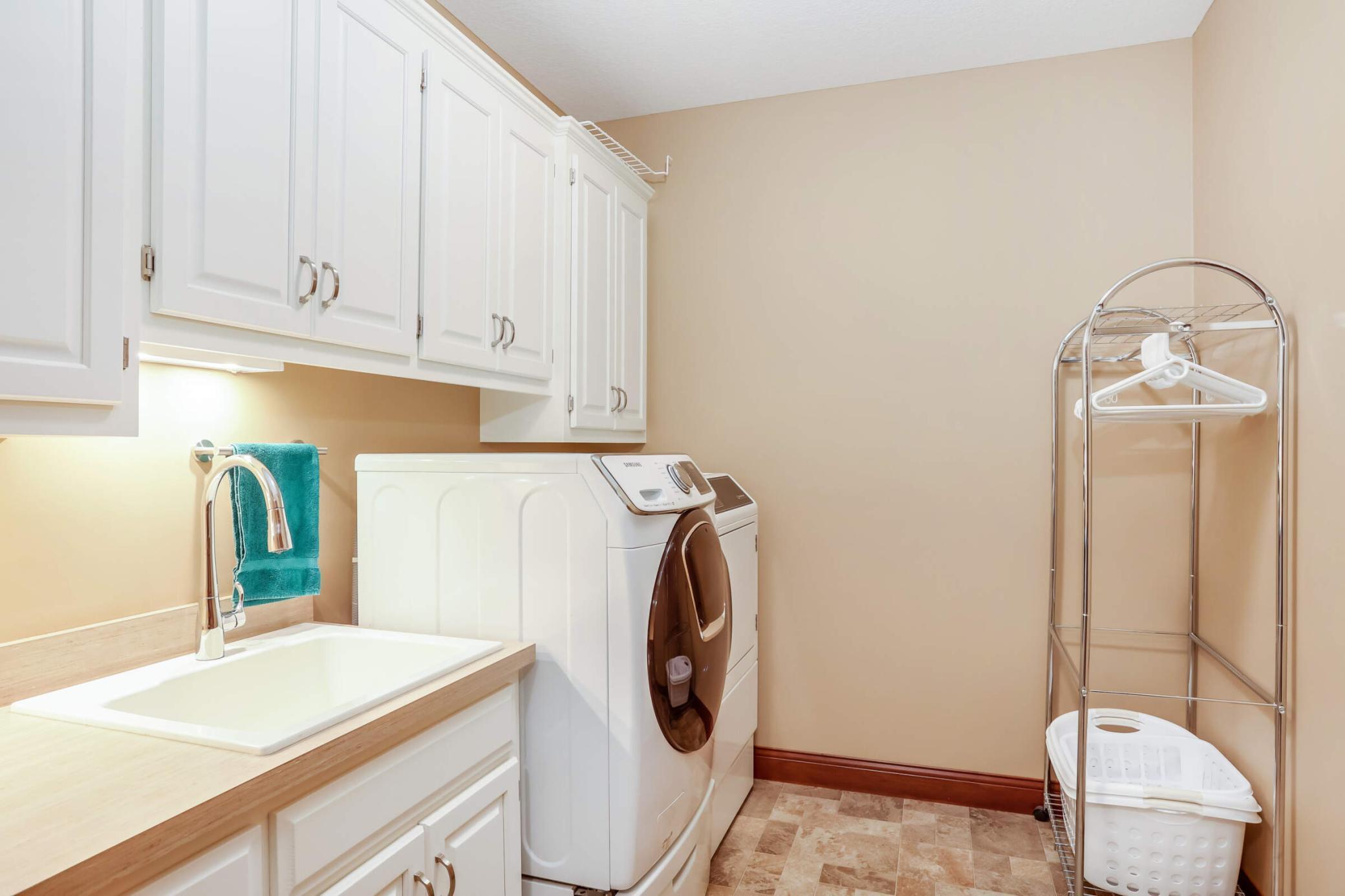 8902 177th Street W