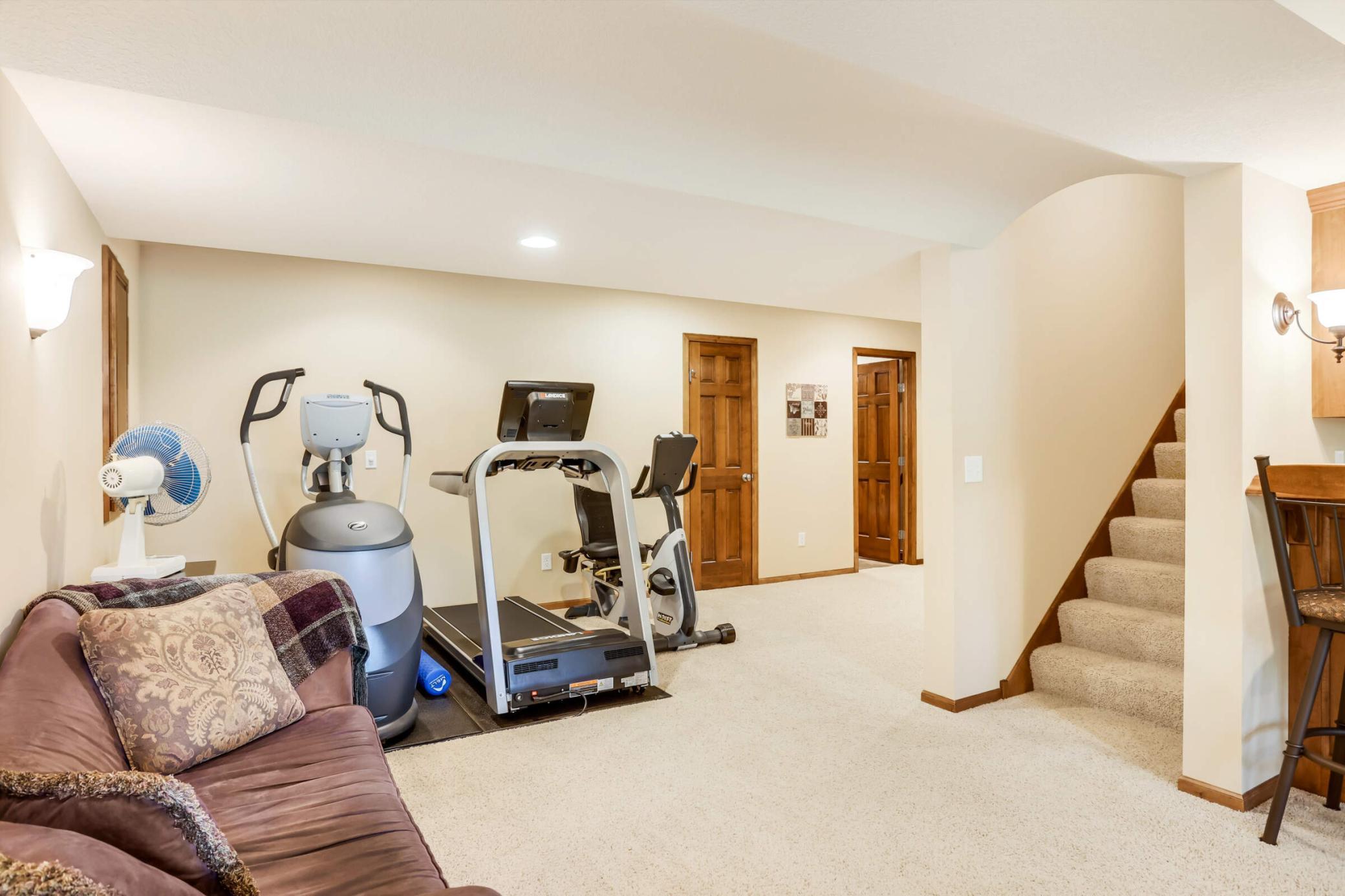 8902 177th Street W