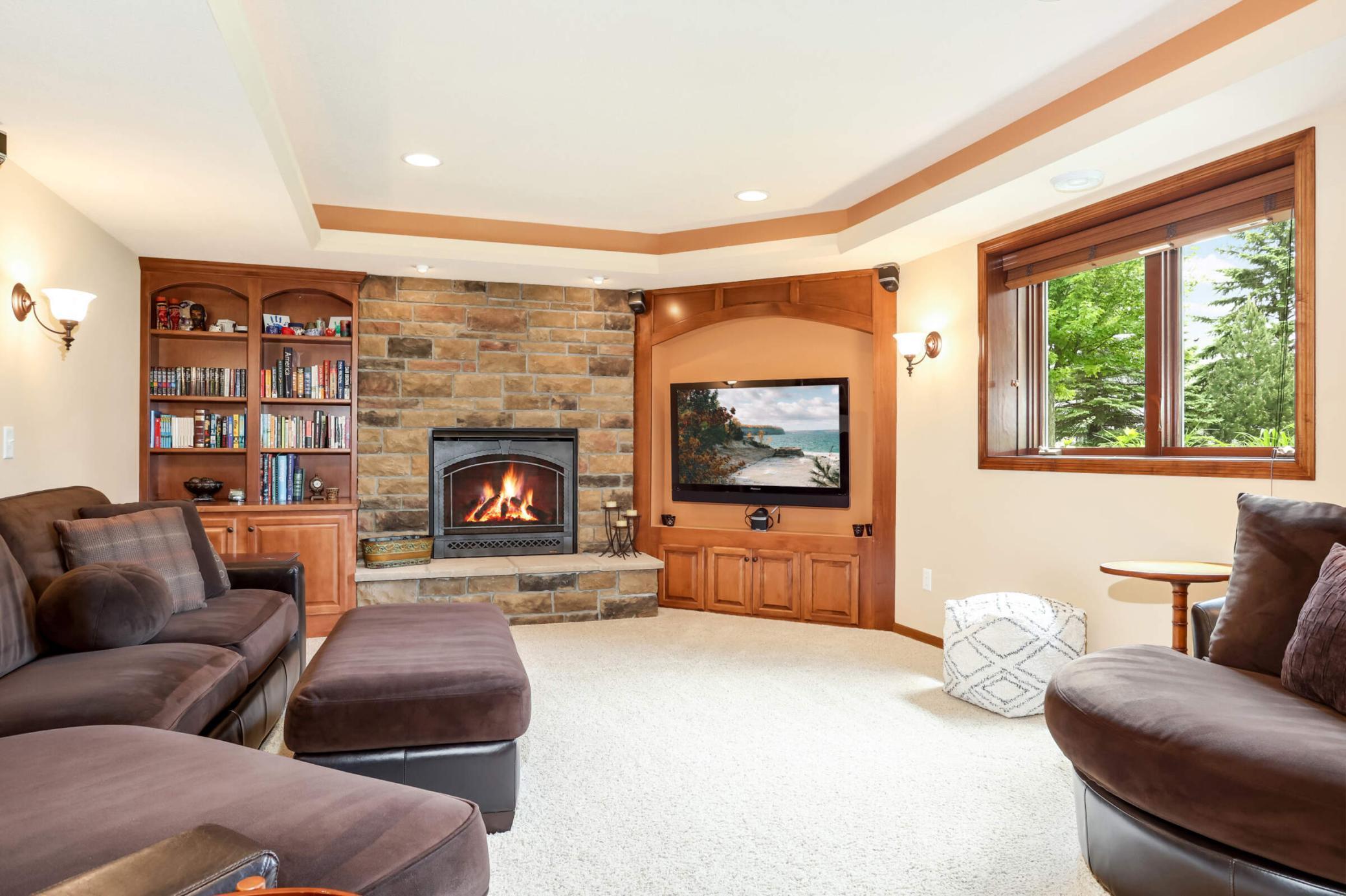 8902 177th Street W