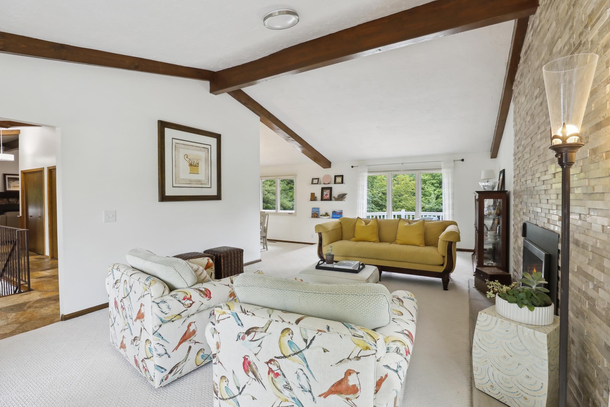 545 D Chene Circle
