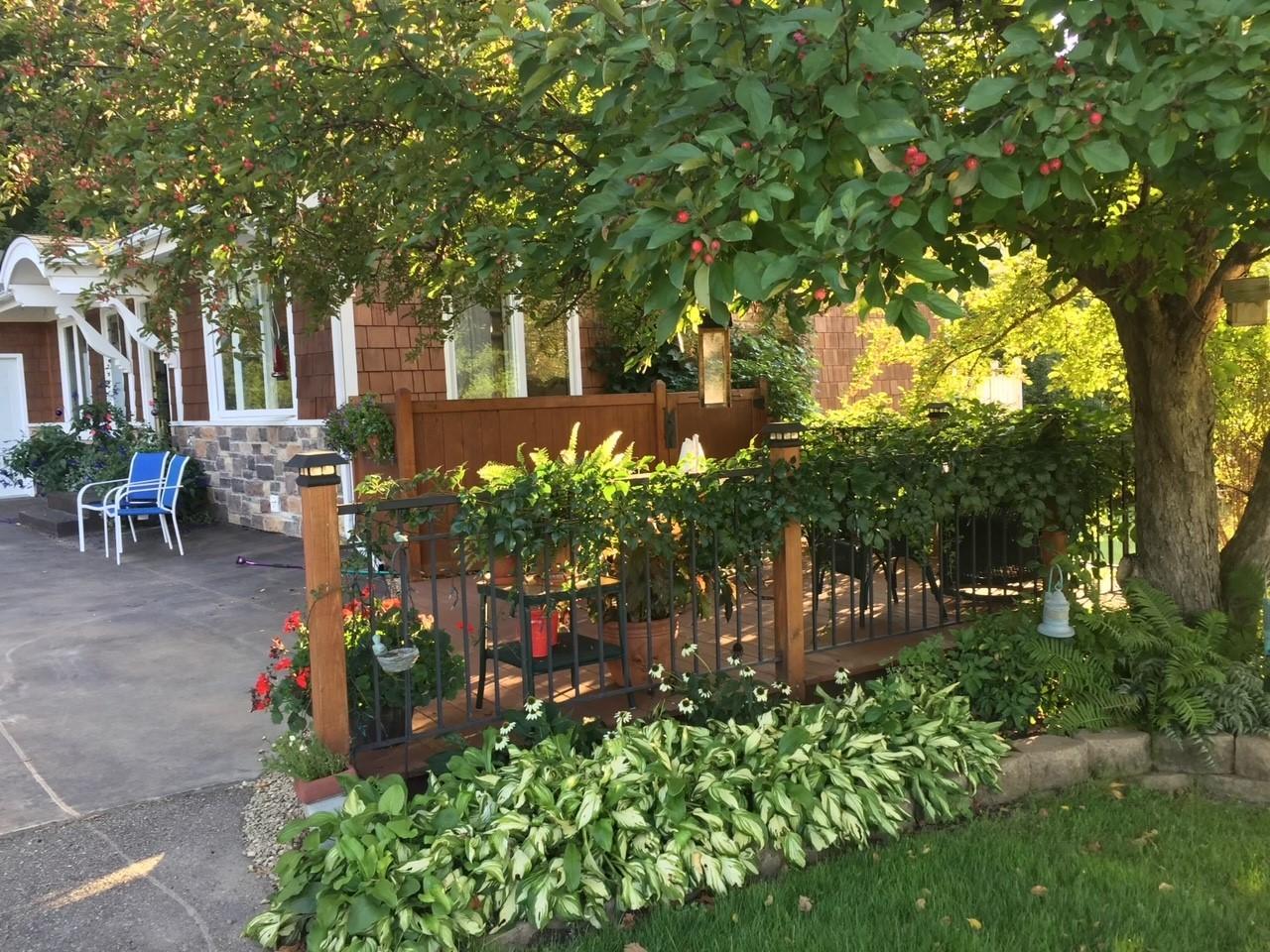 545 D Chene Circle