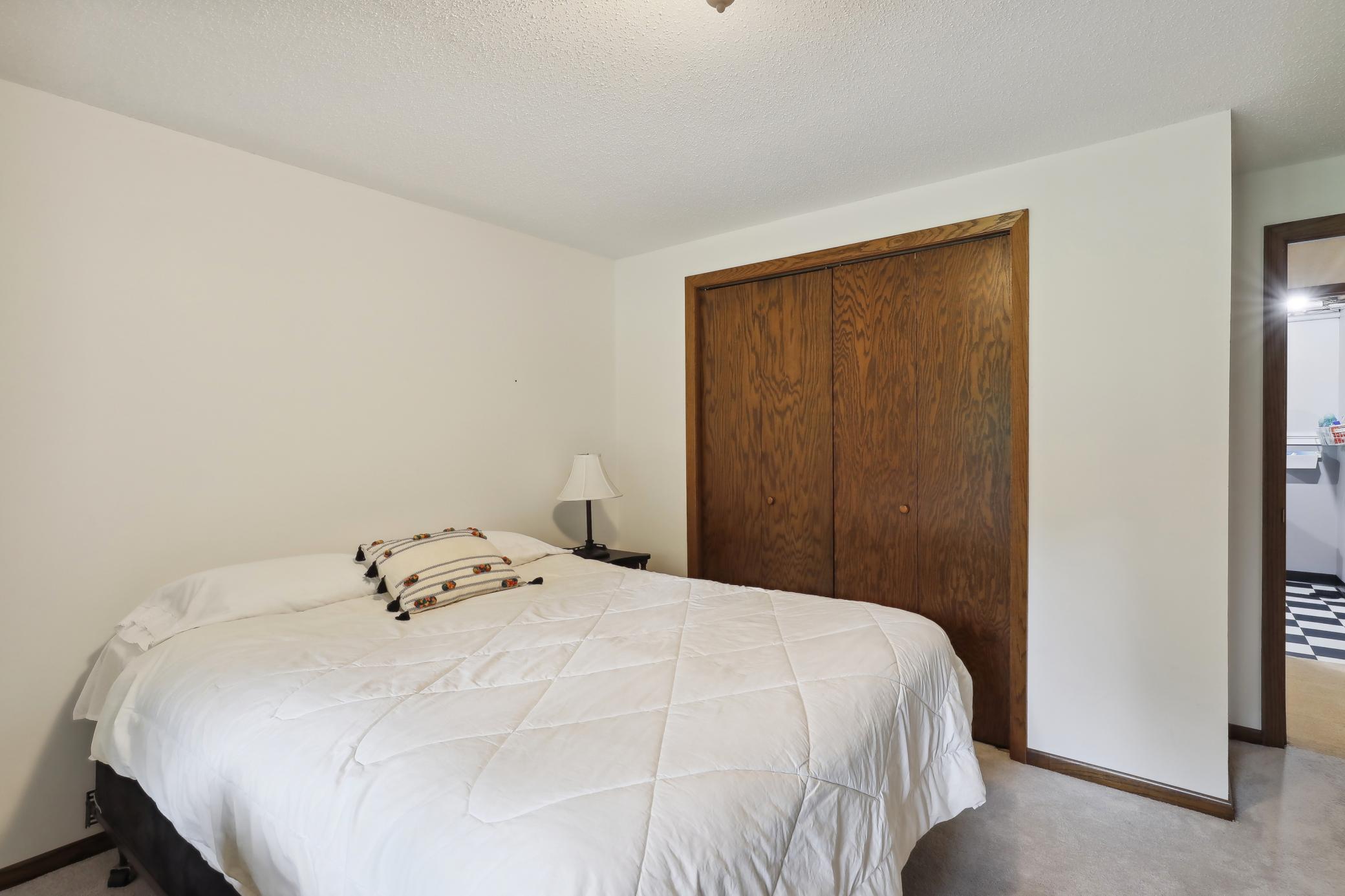 545 D Chene Circle