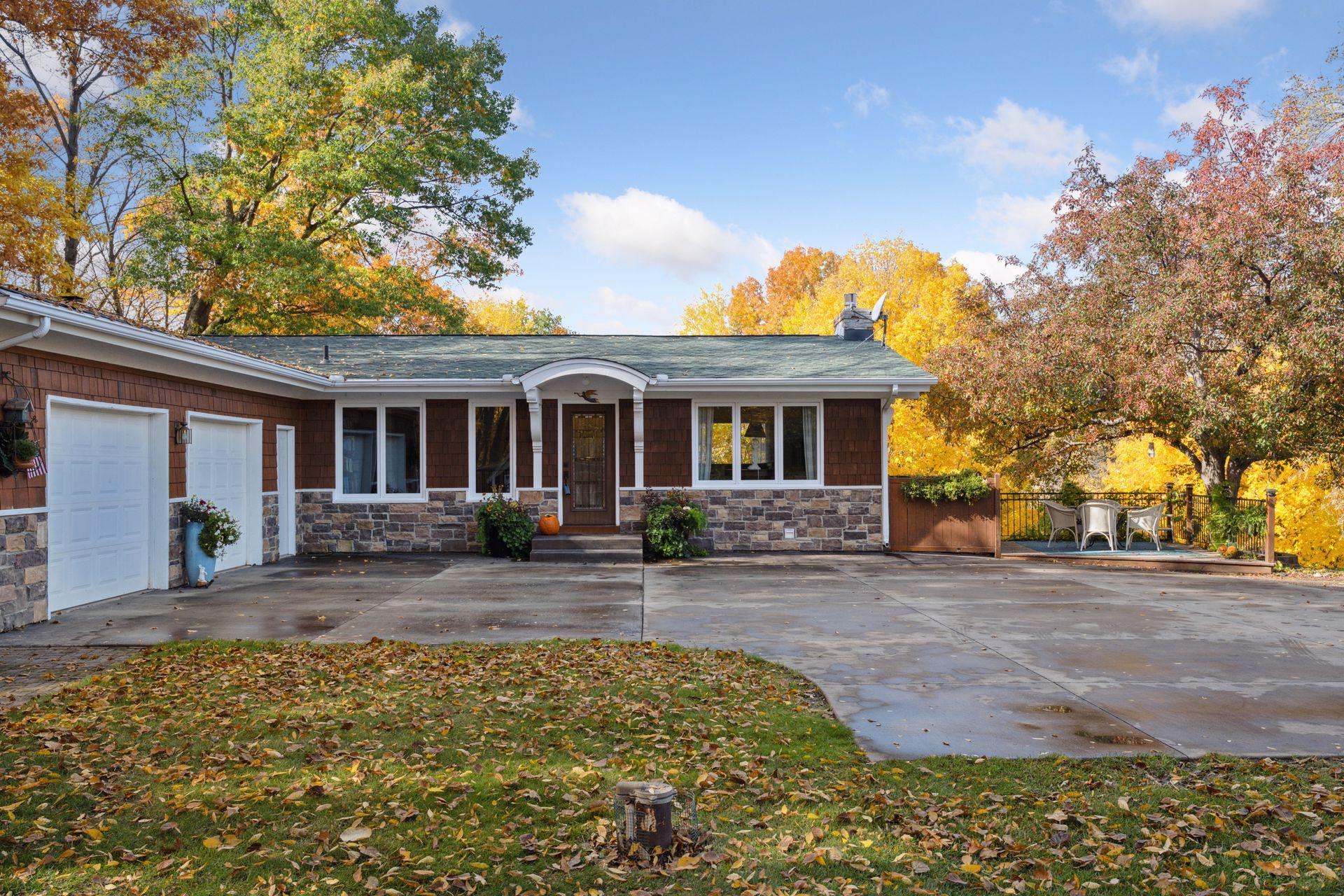 545 D Chene Circle