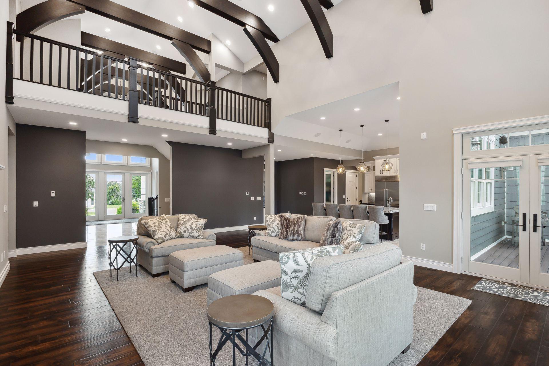 1811 Crestview Court
