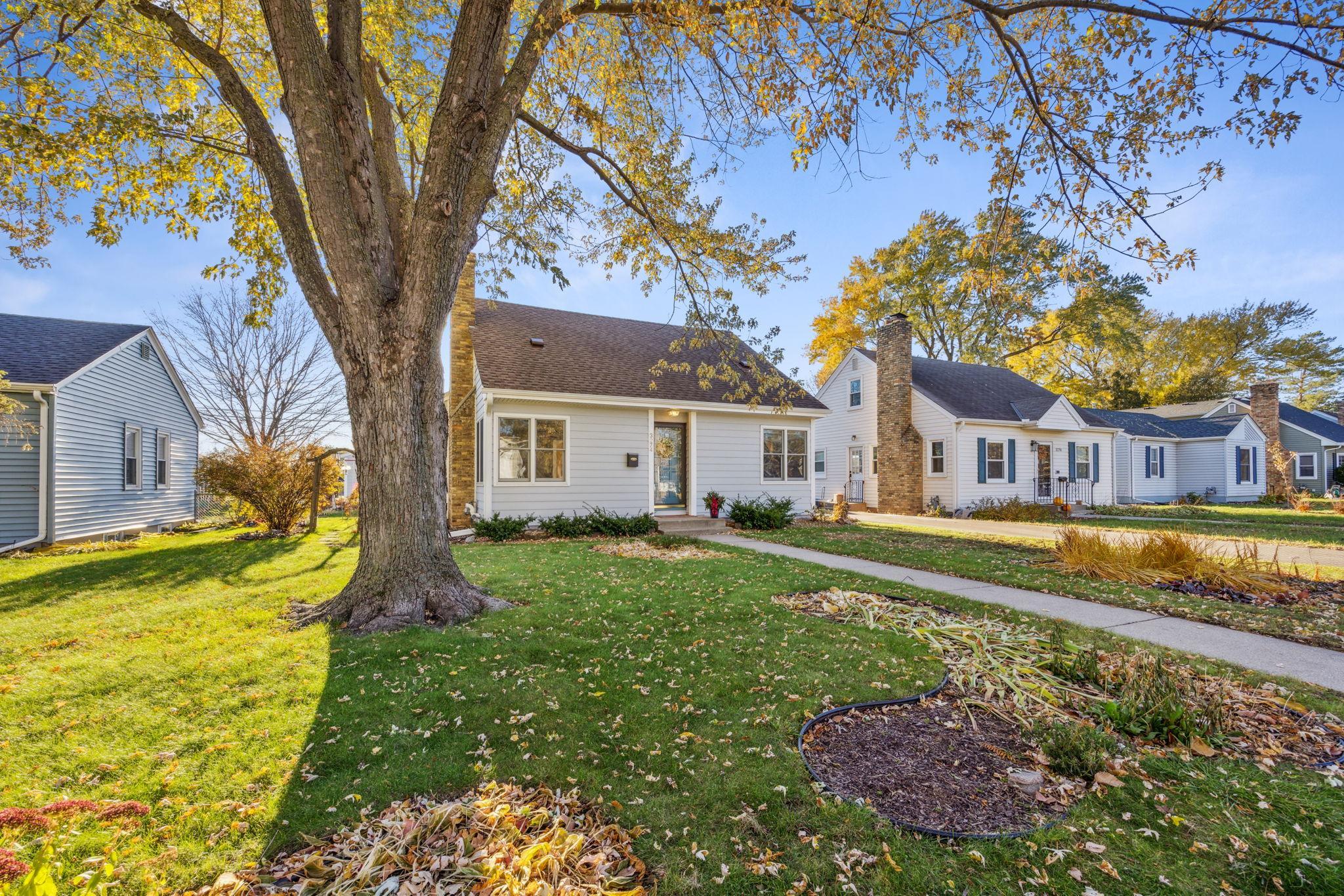 3274 Library Lane