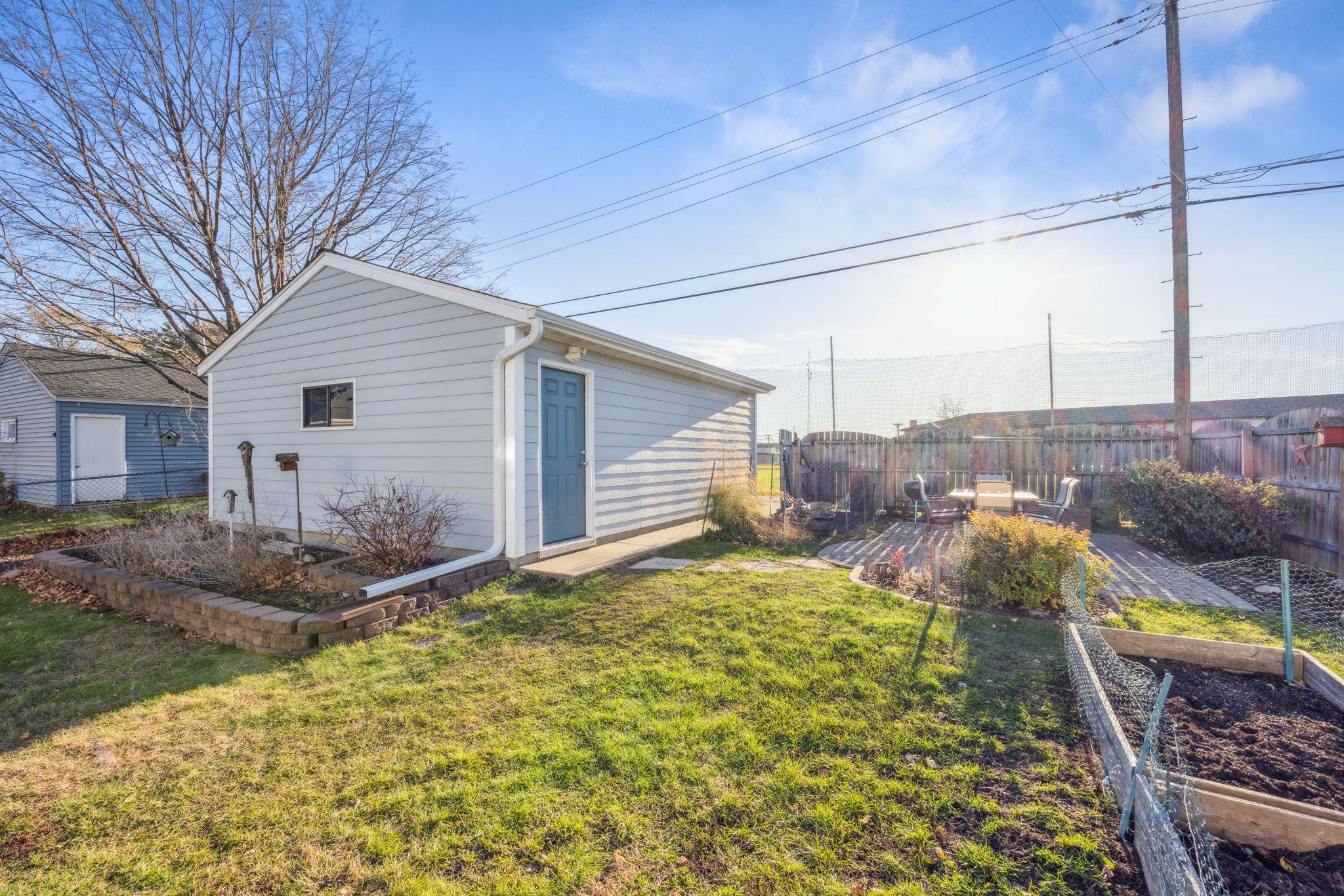 3274 Library Lane
