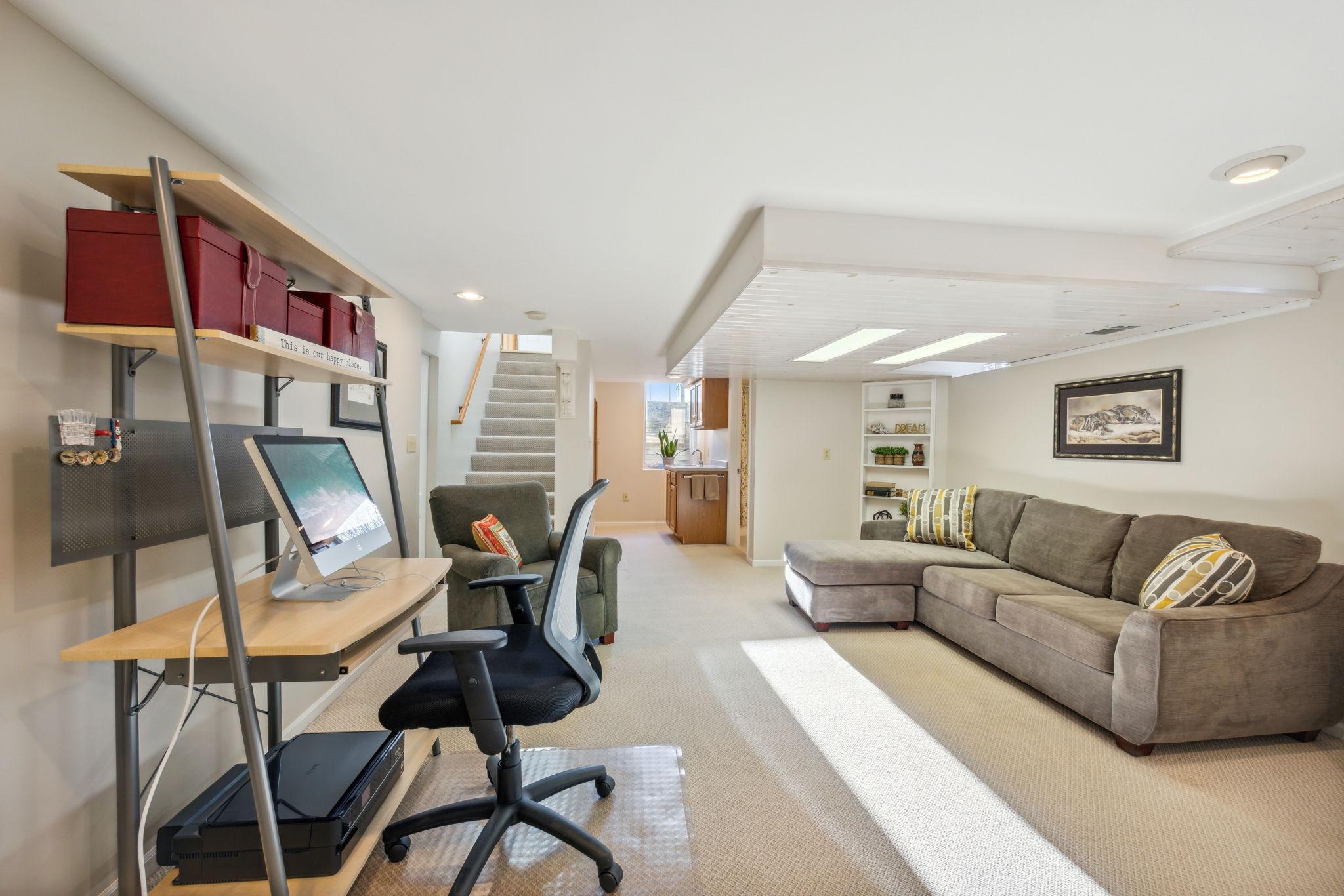 3274 Library Lane