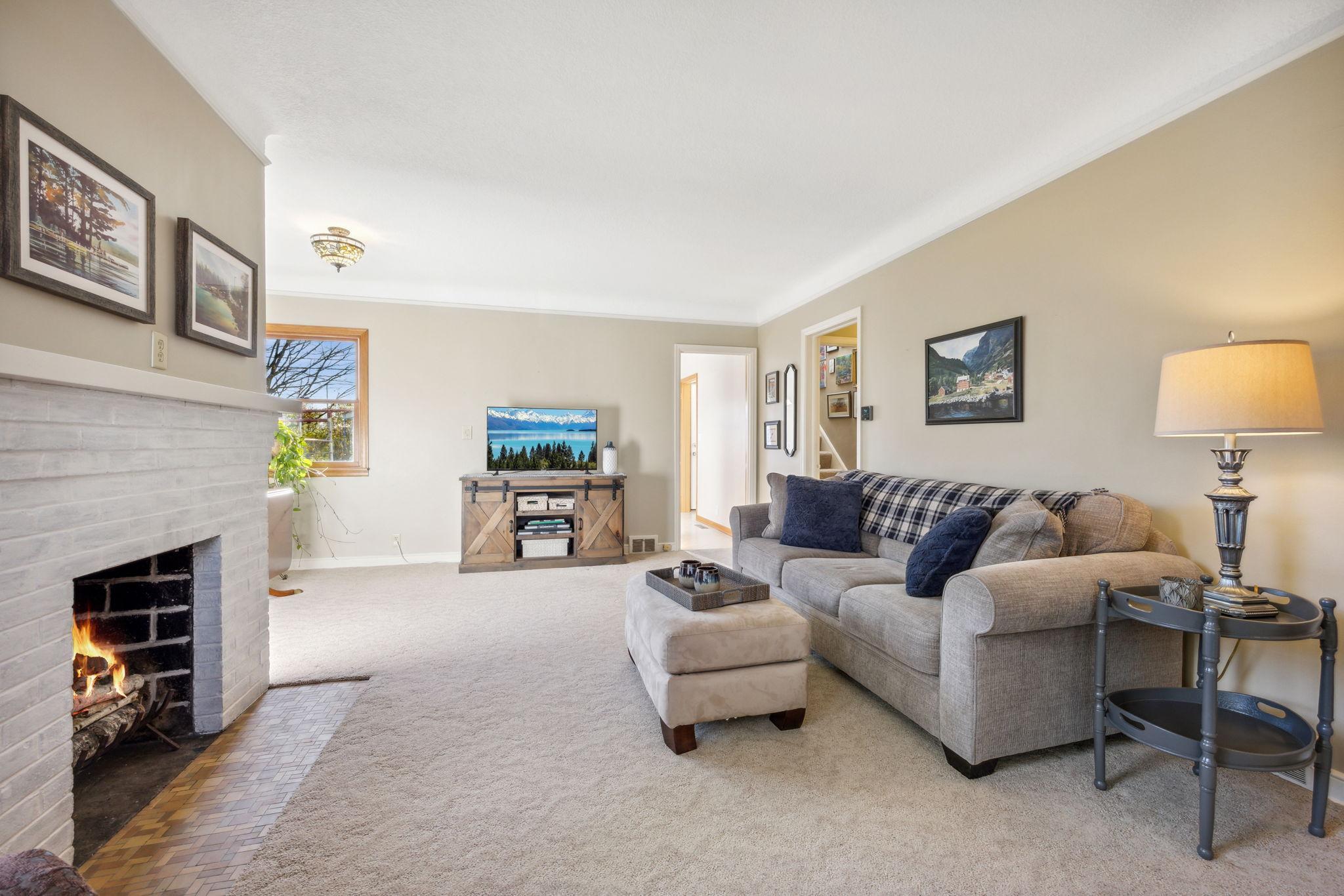3274 Library Lane