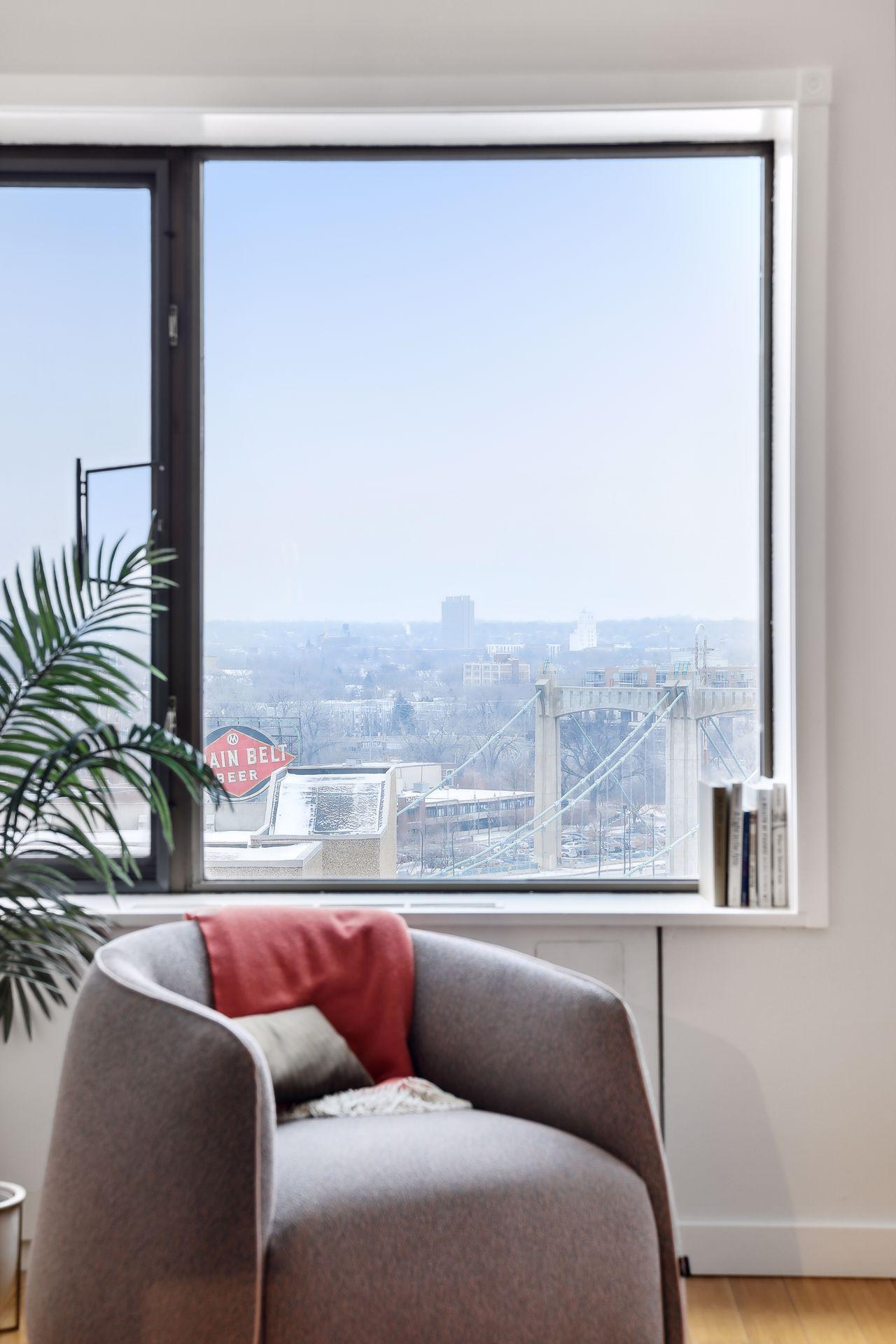 19 S 1st Street Unit: B1402