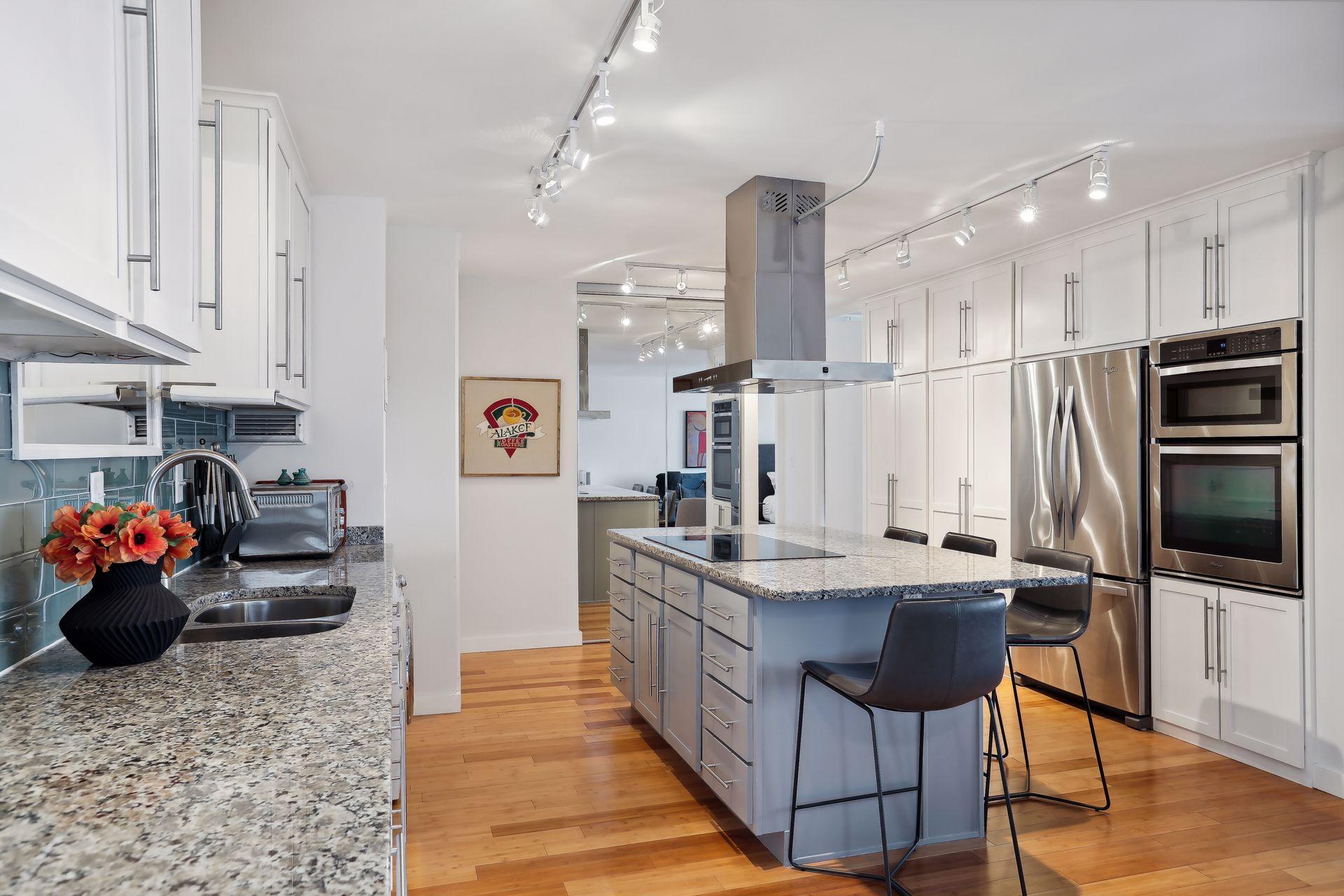 19 S 1st Street Unit: B1402