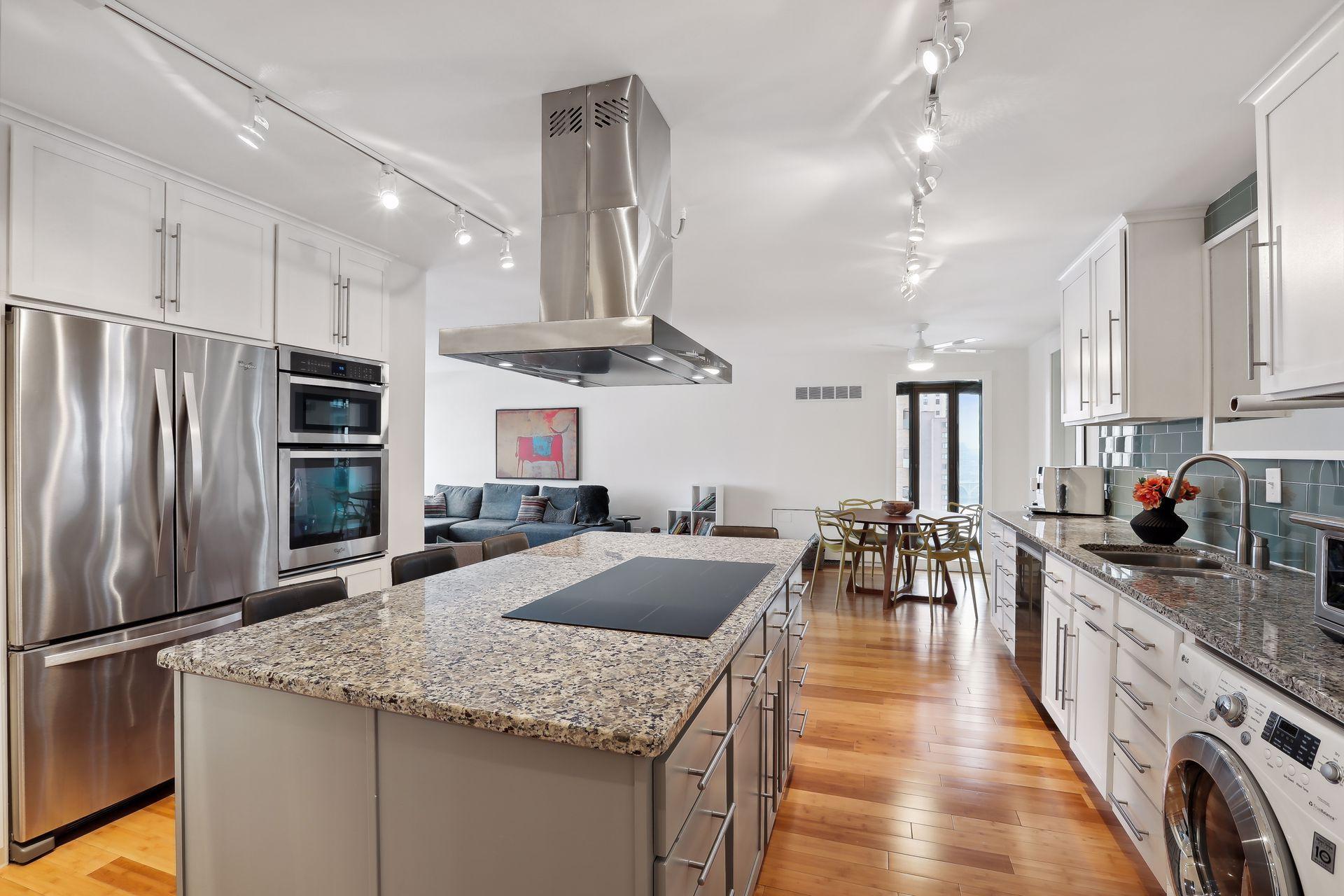 19 S 1st Street Unit: B1402